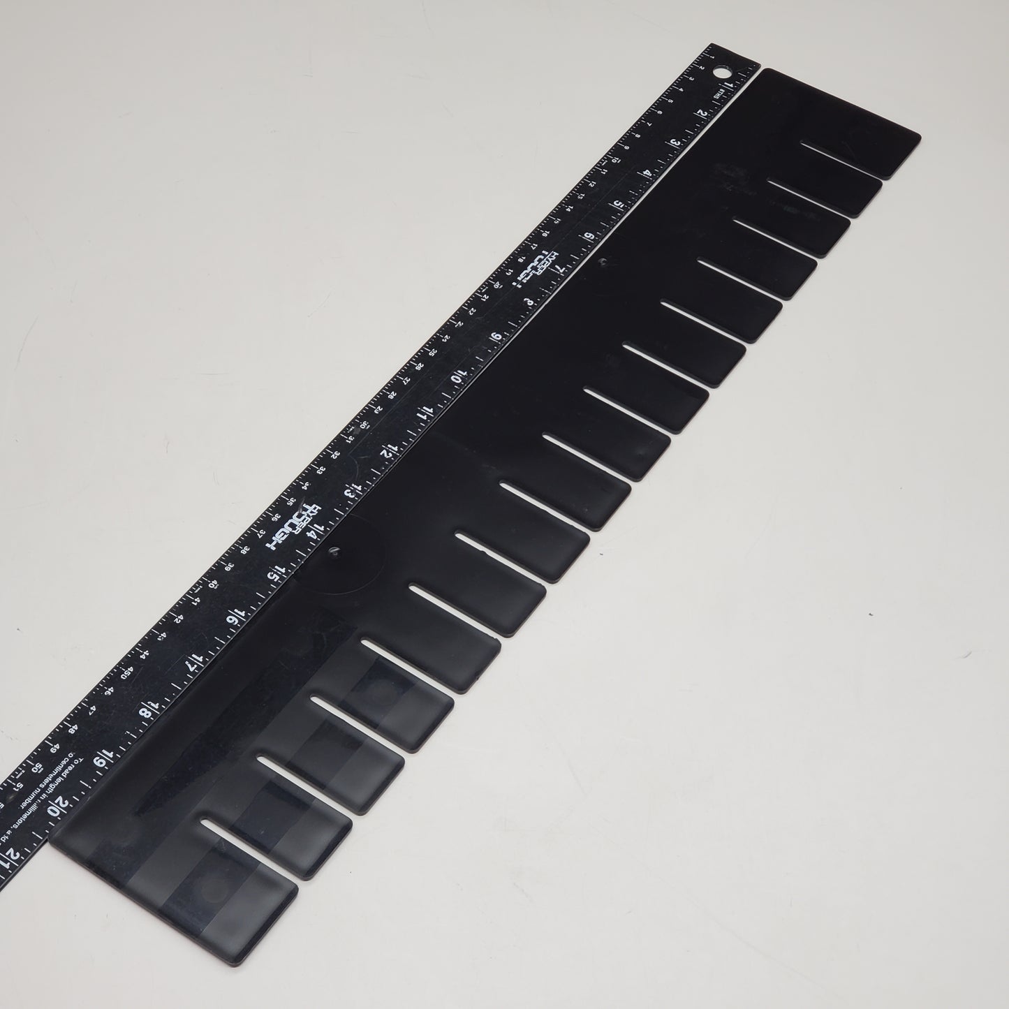 AKRO-MILS Long Side Dividers 20 1/2 in x 3 3/8 in For 15 in Bin Wd Black Plastic 42224