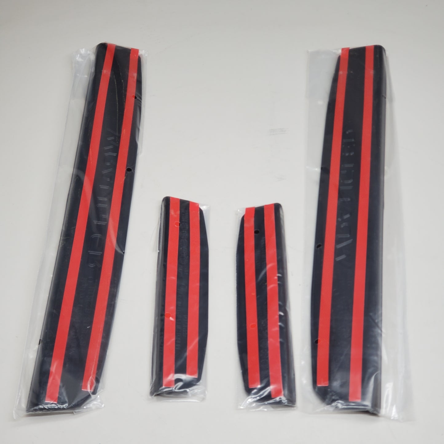 MOPAR Genuine Jeep Wrangler JL Seal Guards 4 Door Plastic 2018-24 82215394 OEM