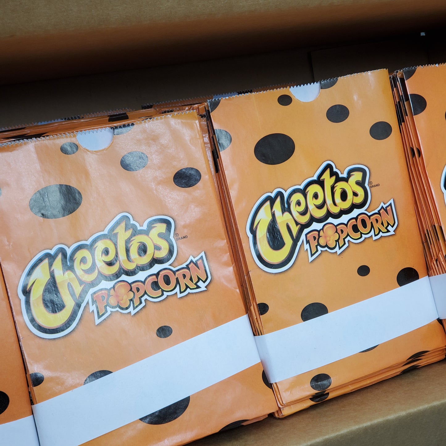 MARCUS (500 Pack) Case of Cheetos 64oz Popcorn Bags