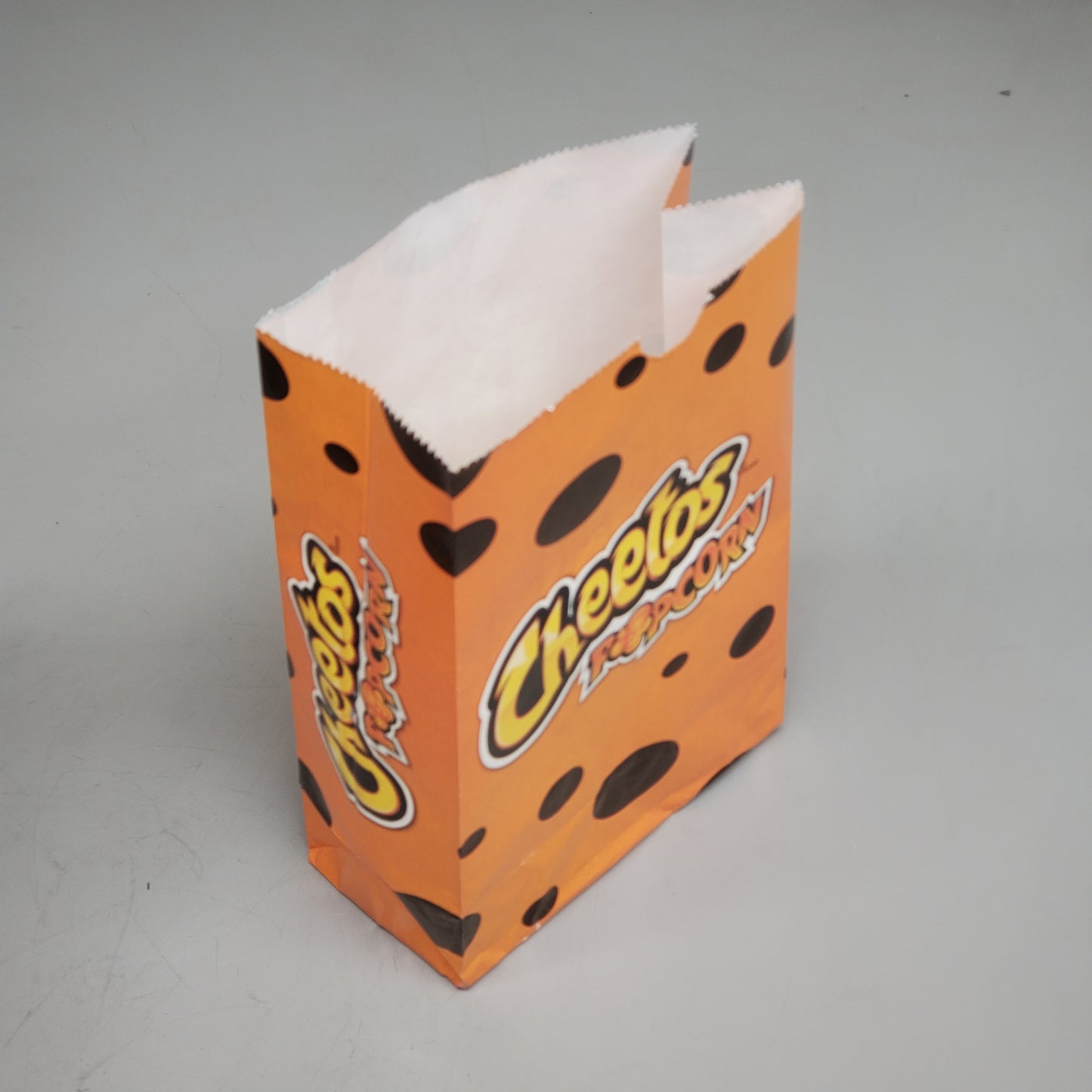 MARCUS (500 Pack) Case of Cheetos 64oz Popcorn Bags