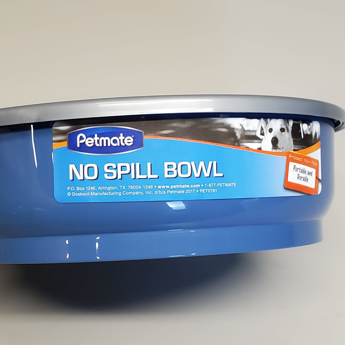 ZA@ PETMATE No Spill Pet Bowl 8" Dia. Blue / Grey 23371 A