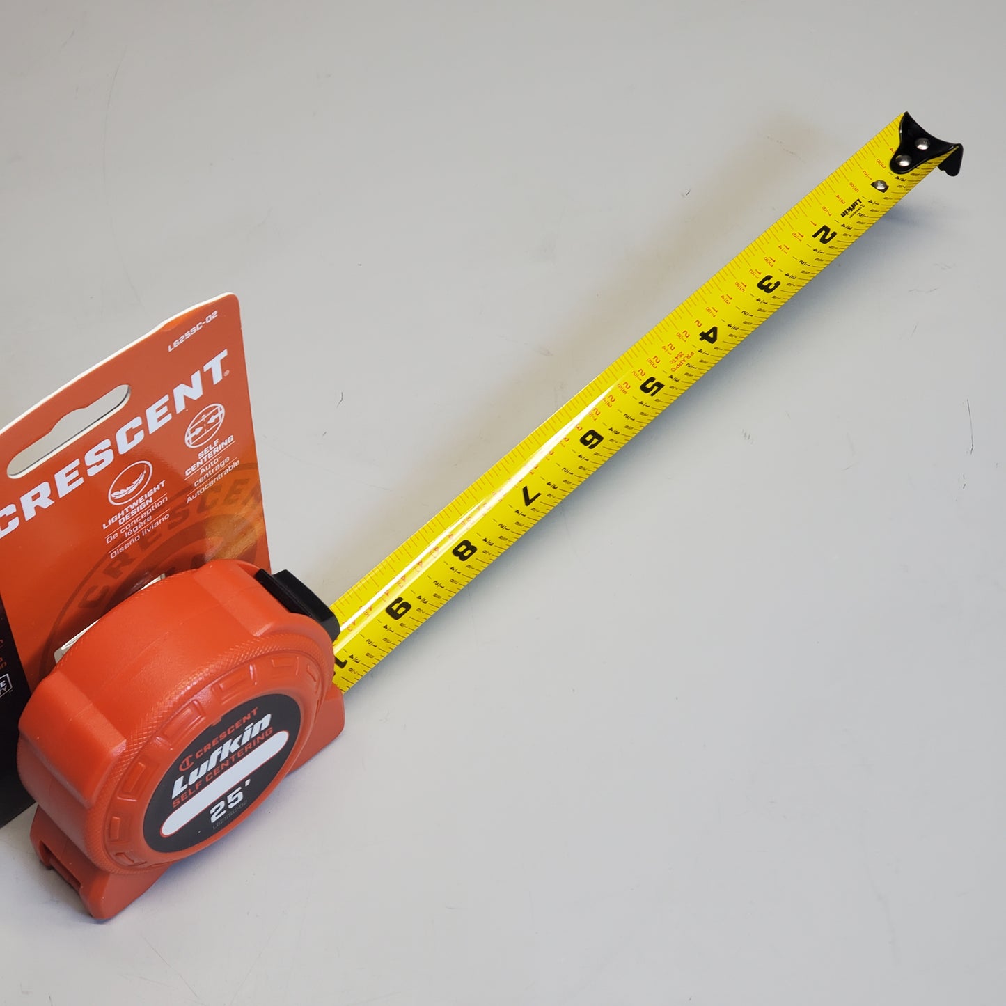 CRESCENT Lufkin 25' Measuring Tape Self Centering L625SC-02