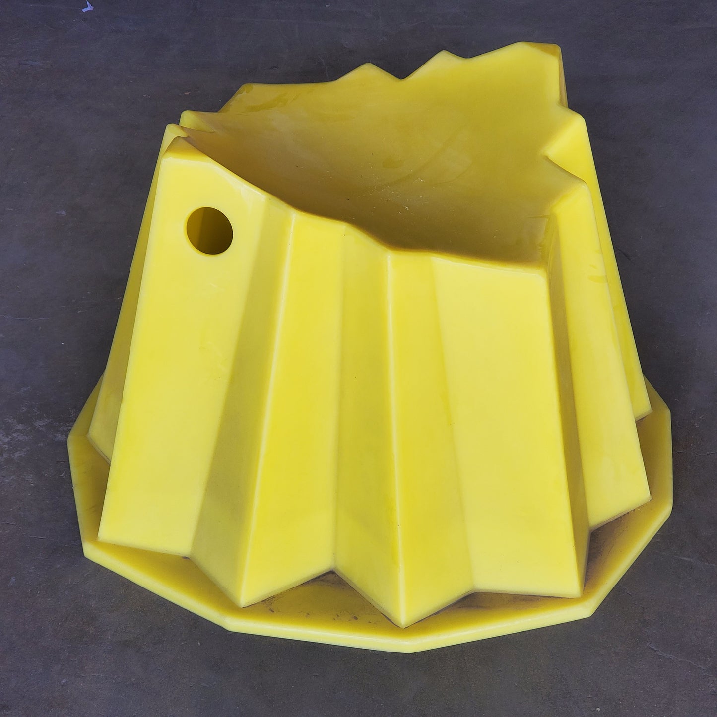 PROLINE Standard Plastic Pipe Stand 24" Tall 37" Wide Base Yellow