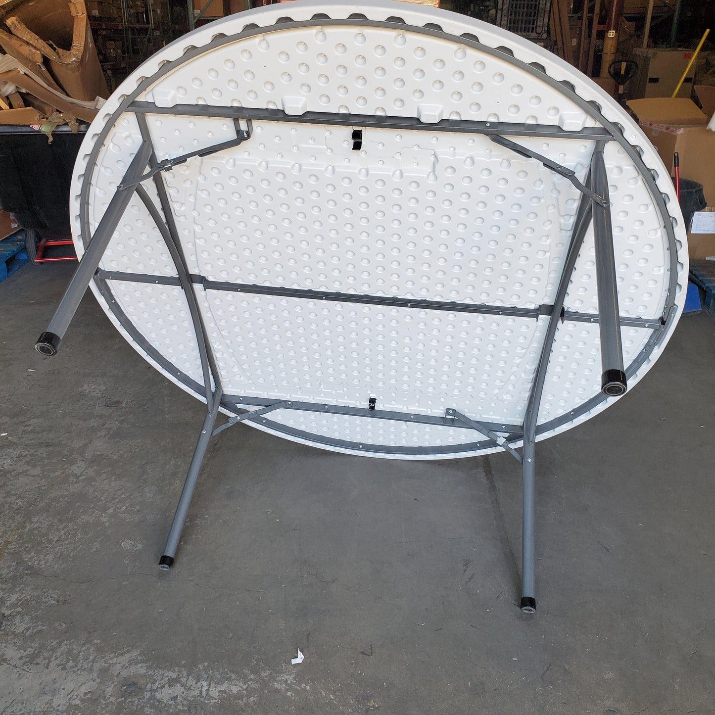 ZA@ Portable Round Table 70" Diameter W/ Fold Out Legs (Damaged)