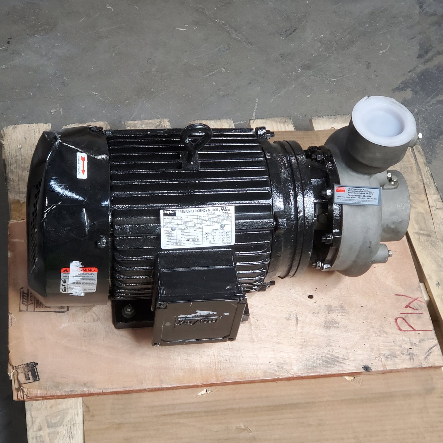 DAYTON 15 HP Centrifugal Pump 230/460V AC 150' Max Head, 3" Intake 2.5" Disch LTEK23TDE