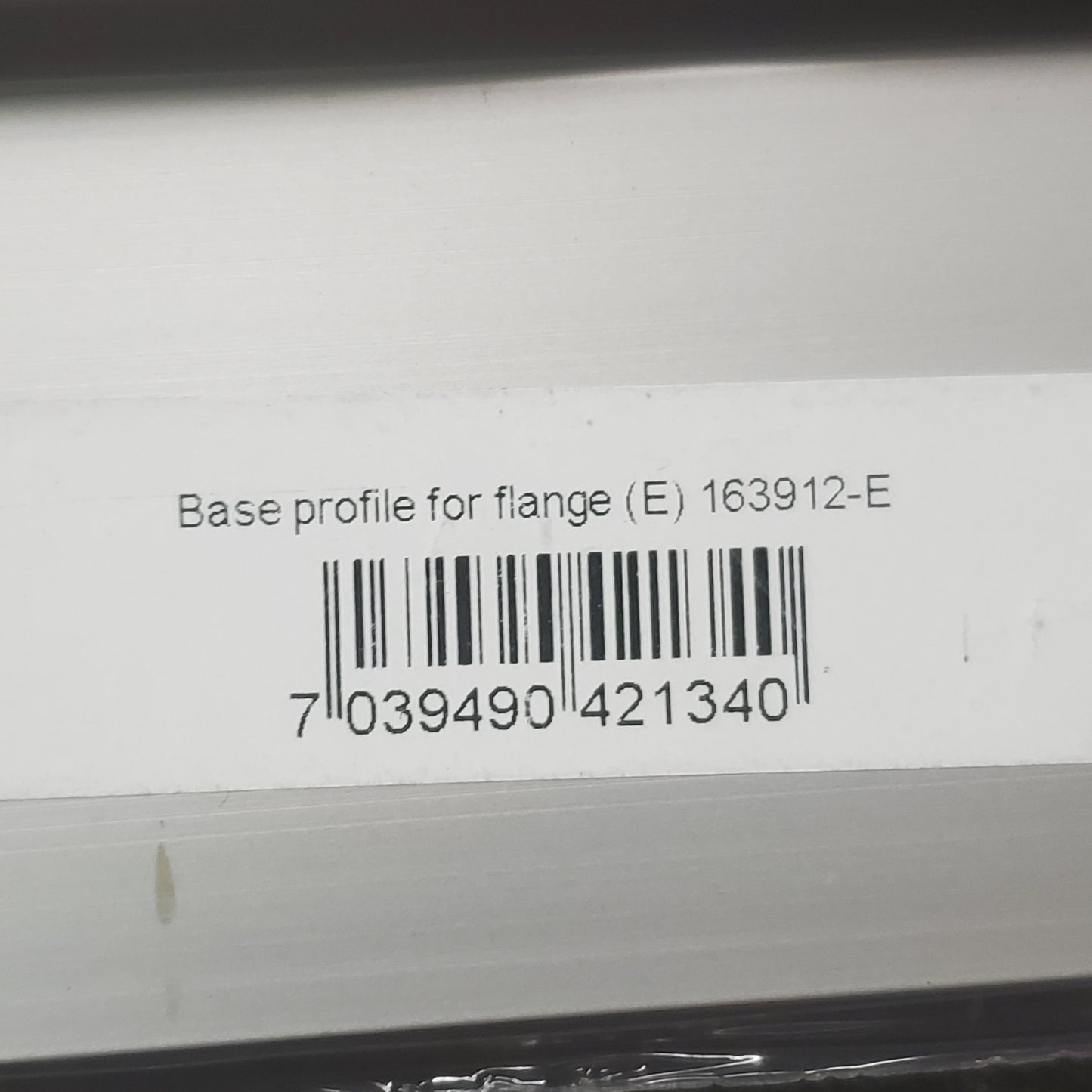 ZA@ Aluminum Extruded Corners, Profile Flanges & Hidden Corners (13 Pieces, 1 Damaged)