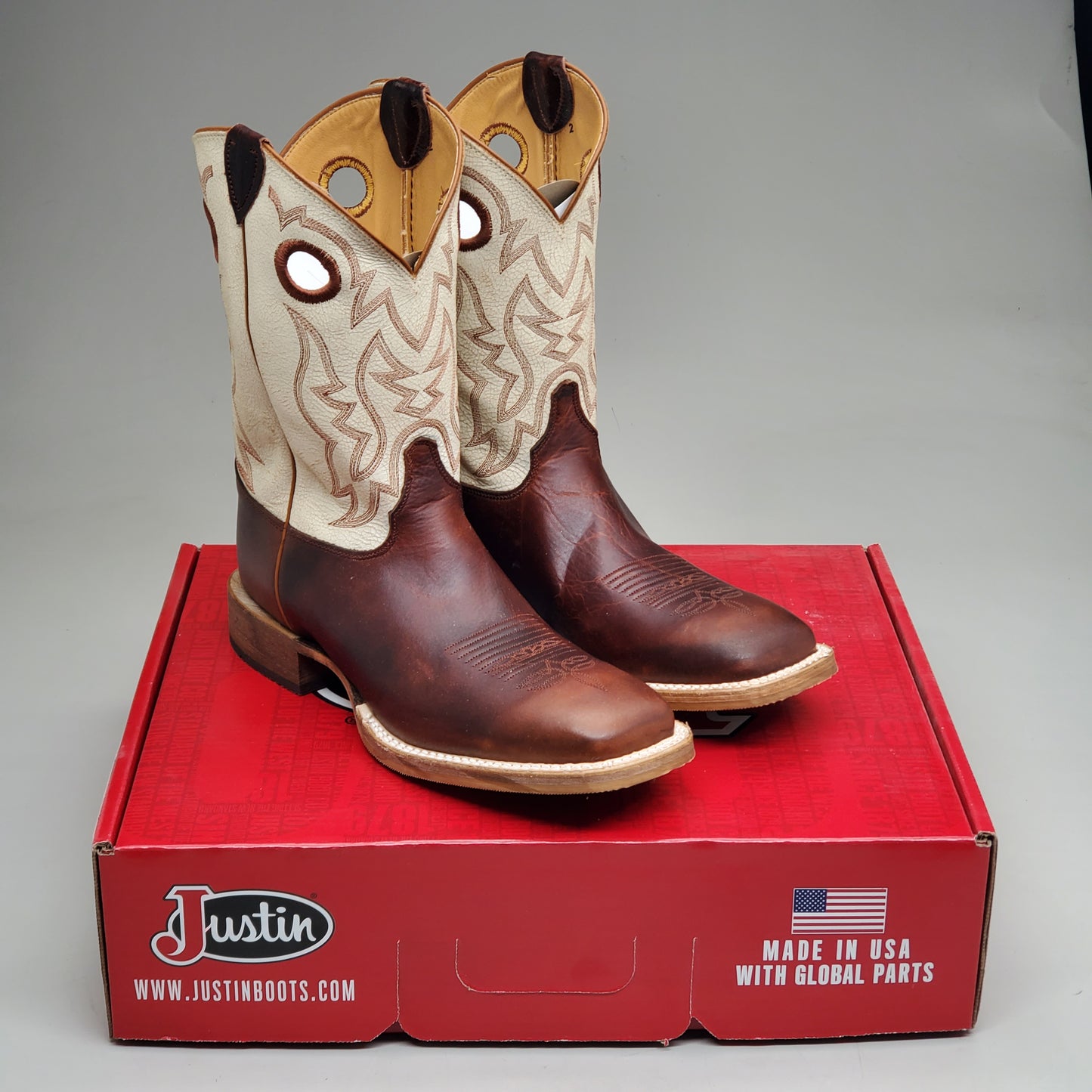 Justin Caddo Cognac Cowhide Boot Style #BR776 Size 11 EE