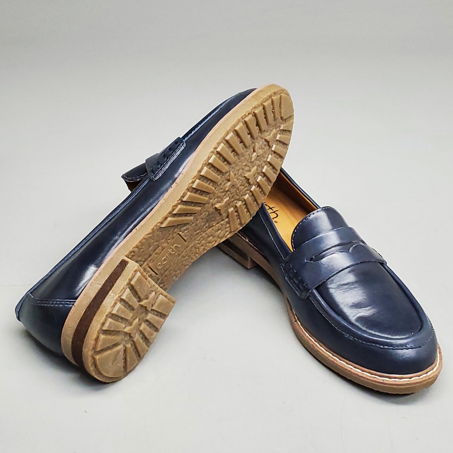 EARTH Javas Penny Loafer Women's Shoes SZ 6.5 M Dark Blue 400