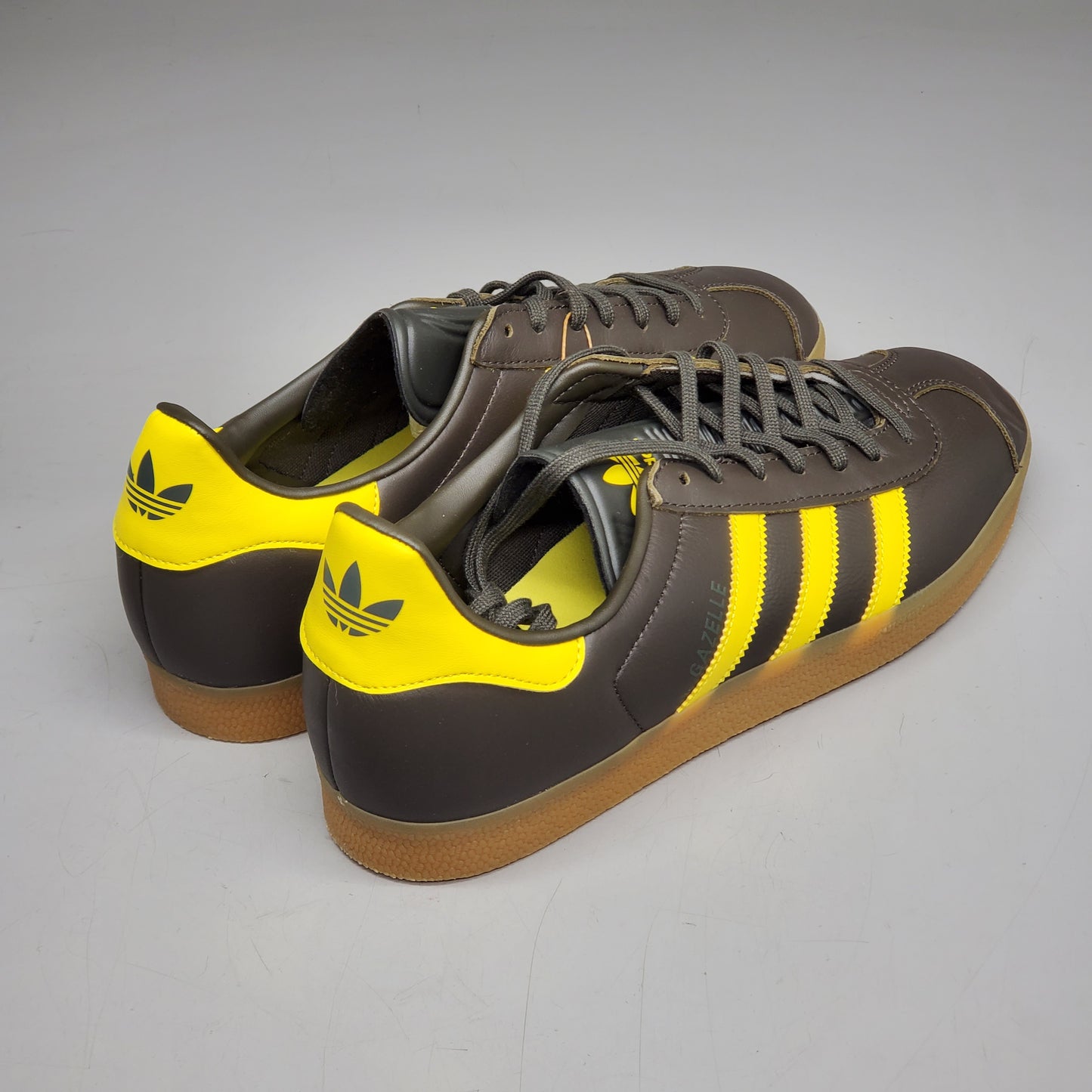 ZA@ ADIDAS Gazelle Sneakers Men's SZ 12 Yellow / Olive Impact Shoes HQ9873 (New Other)