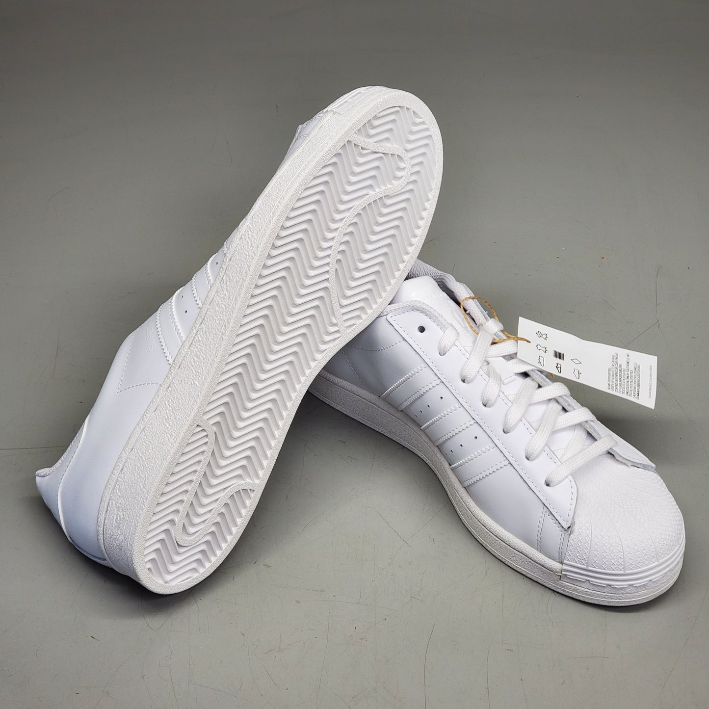 ZA@ ADIDAS Superstar Shell Toe Low Top Sneakers Men's Sz 10.5 White EG4960 (Distressed Box)