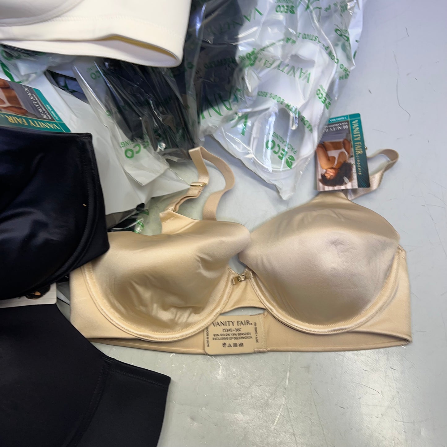 ZA@ VANITIY FAIR Lot Of Assorted Wire Bras Women's Variety Sz Multicolor