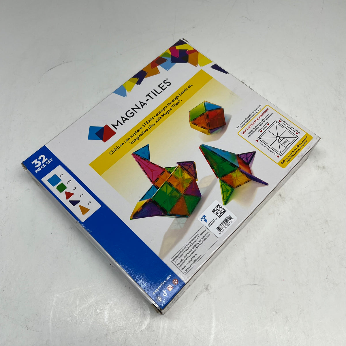 MAGNA-TILES Magnetic Building Tiles for Ages 3-99 32 Piece Set Multicolor 02132