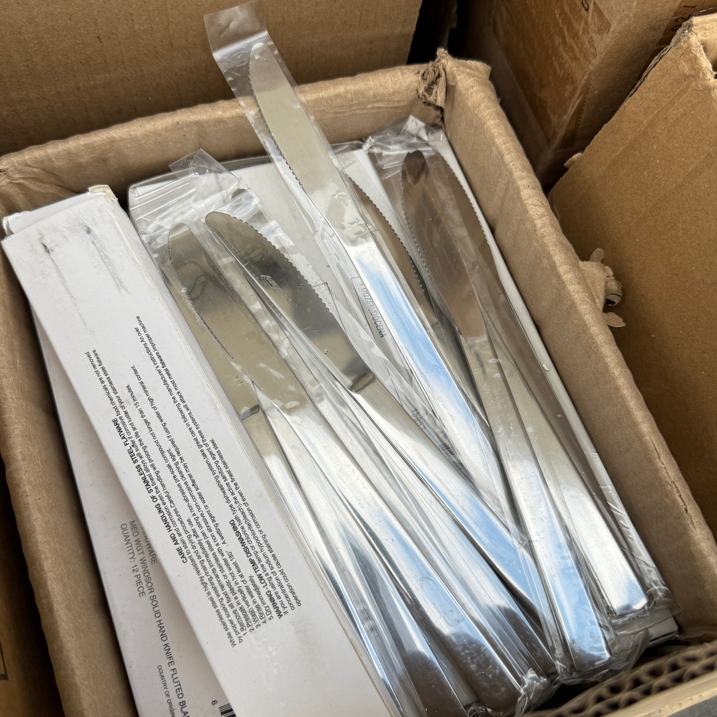 ZA@ Pallet of Rocks, Valves, Knives, Bags, Ketchup, Lids, cover plates, Wheel, Labels, & MORE!