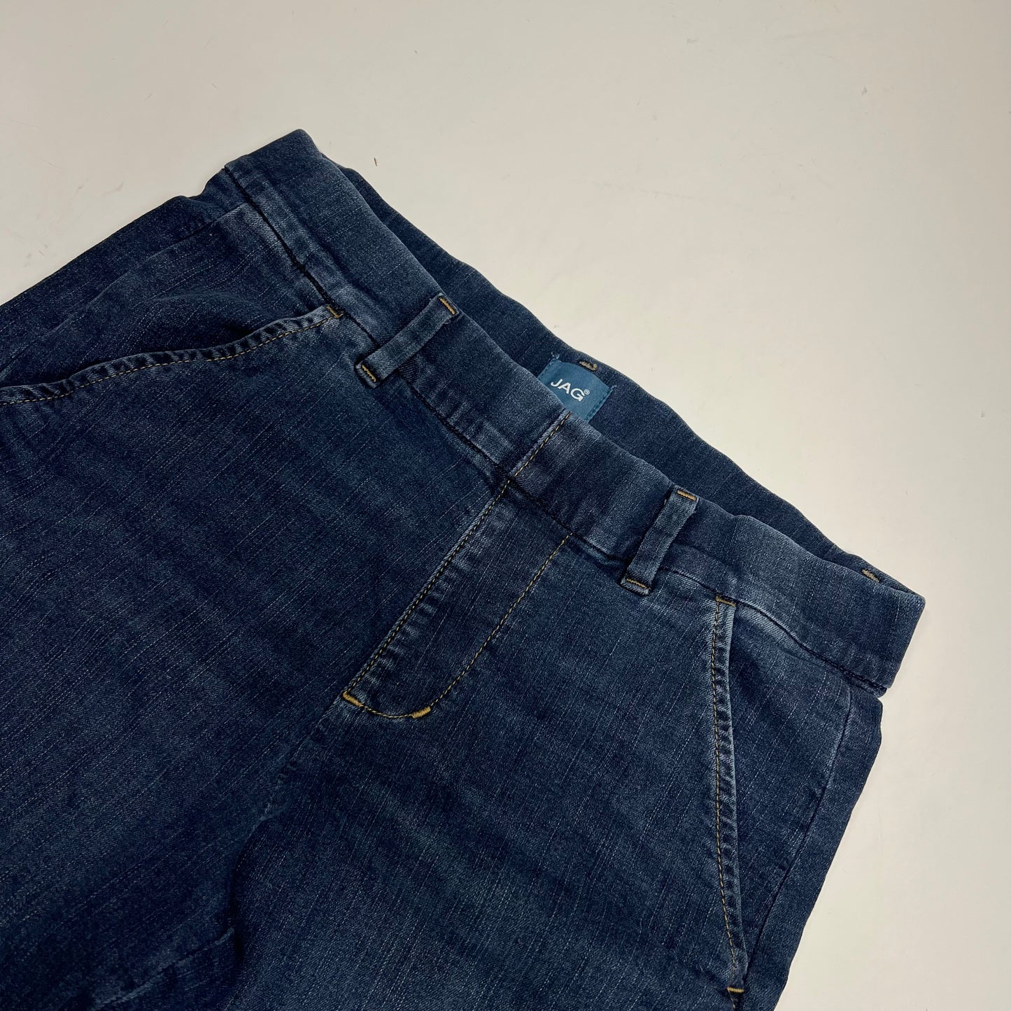 JAG Maddie 8" Bermuda Mid-rise Short Women's Sz 6/8 Medium Wash Blue J5108AU214
