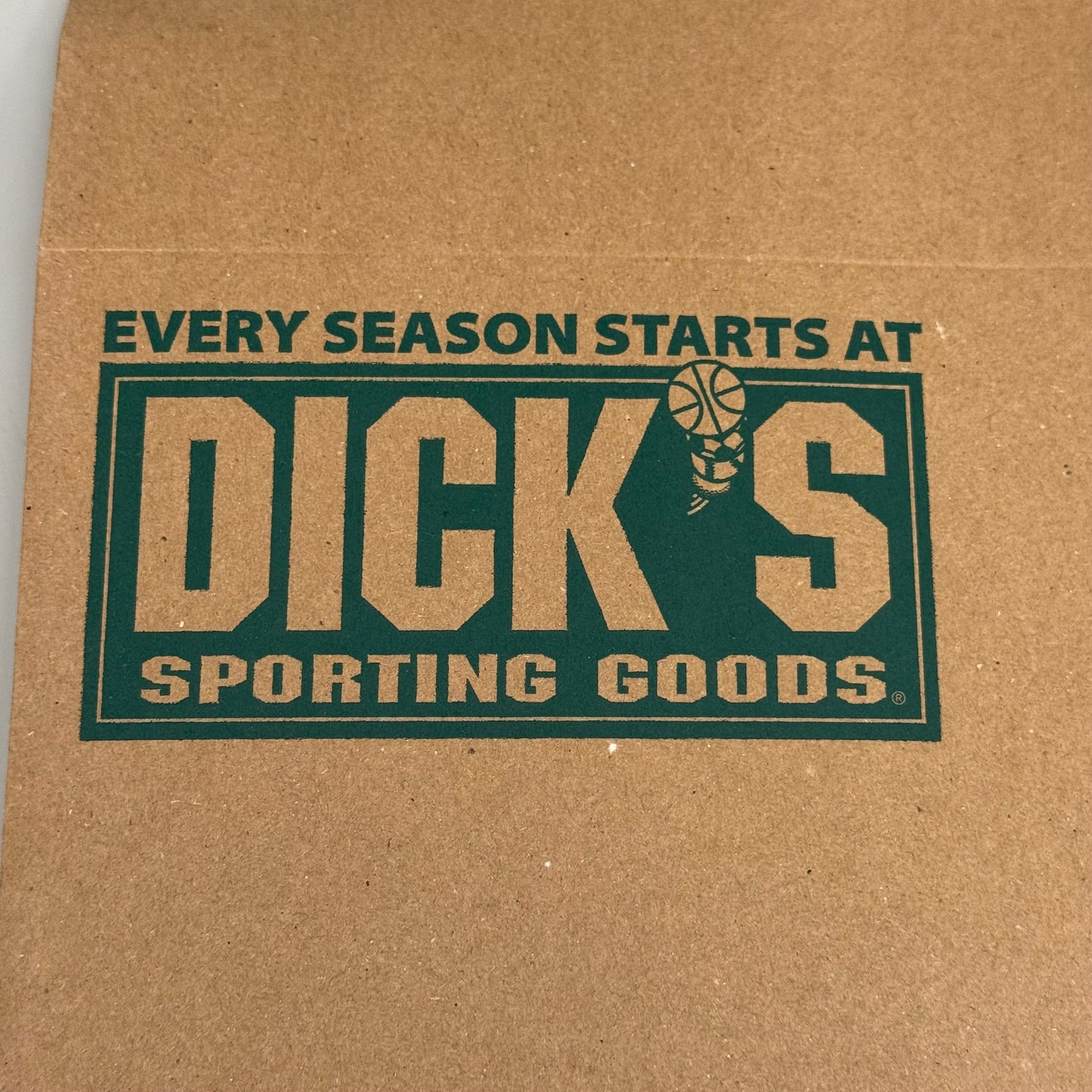 ZA@ DICKS SPORTING GOODS (100 PACK) Medium Clothing Boxes 17"x11"x2-1/2"