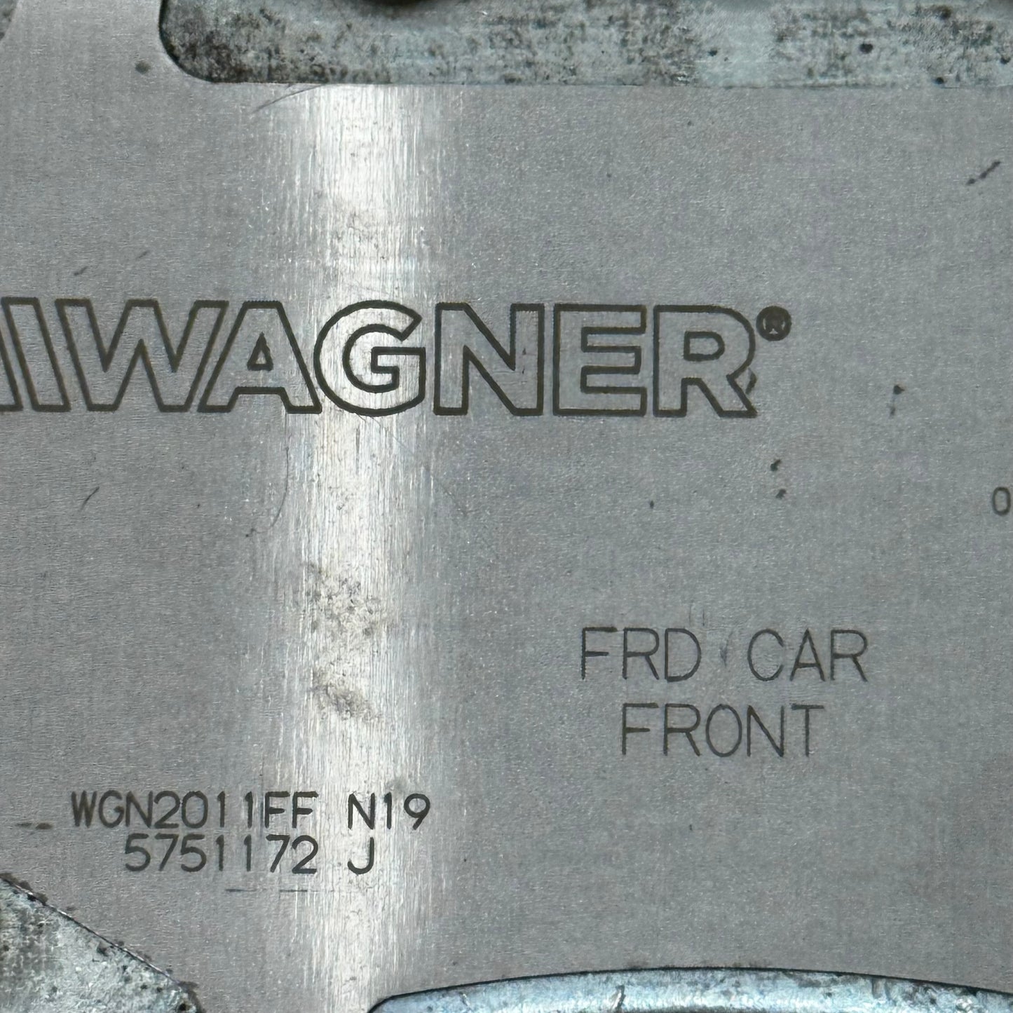 WAGNER OEx Ceramic Disc Brake Pad Set 5 1/2" x 3" Grey OEX1050A