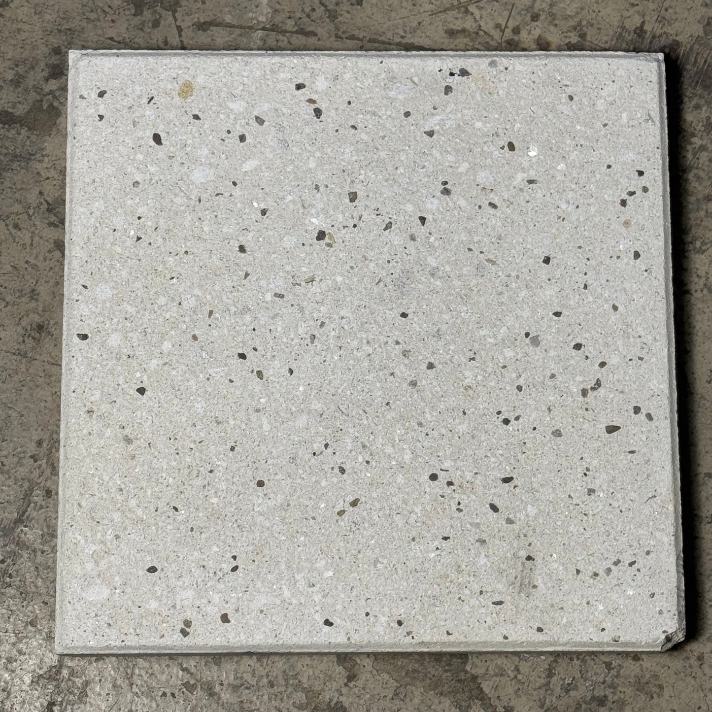 ZA@ Pallet of ARTISTIC PAVER DESERTLOCK Series Cool White & Polished Paver 12”-16”-24” Antiqued 1-5/8” (New)