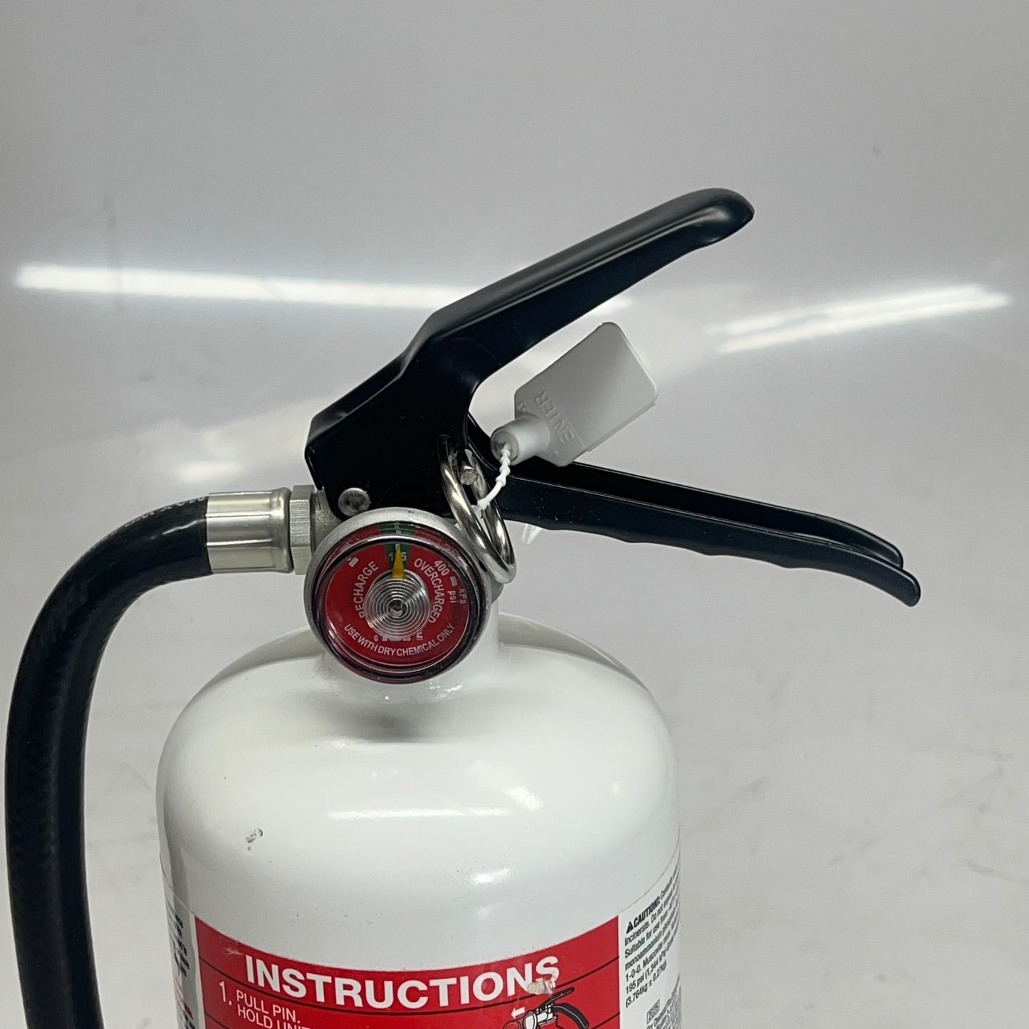 FIRST ALERT Rechargeable Compliance Fire Extinguisher Ul Rated S23-177963|-179291
