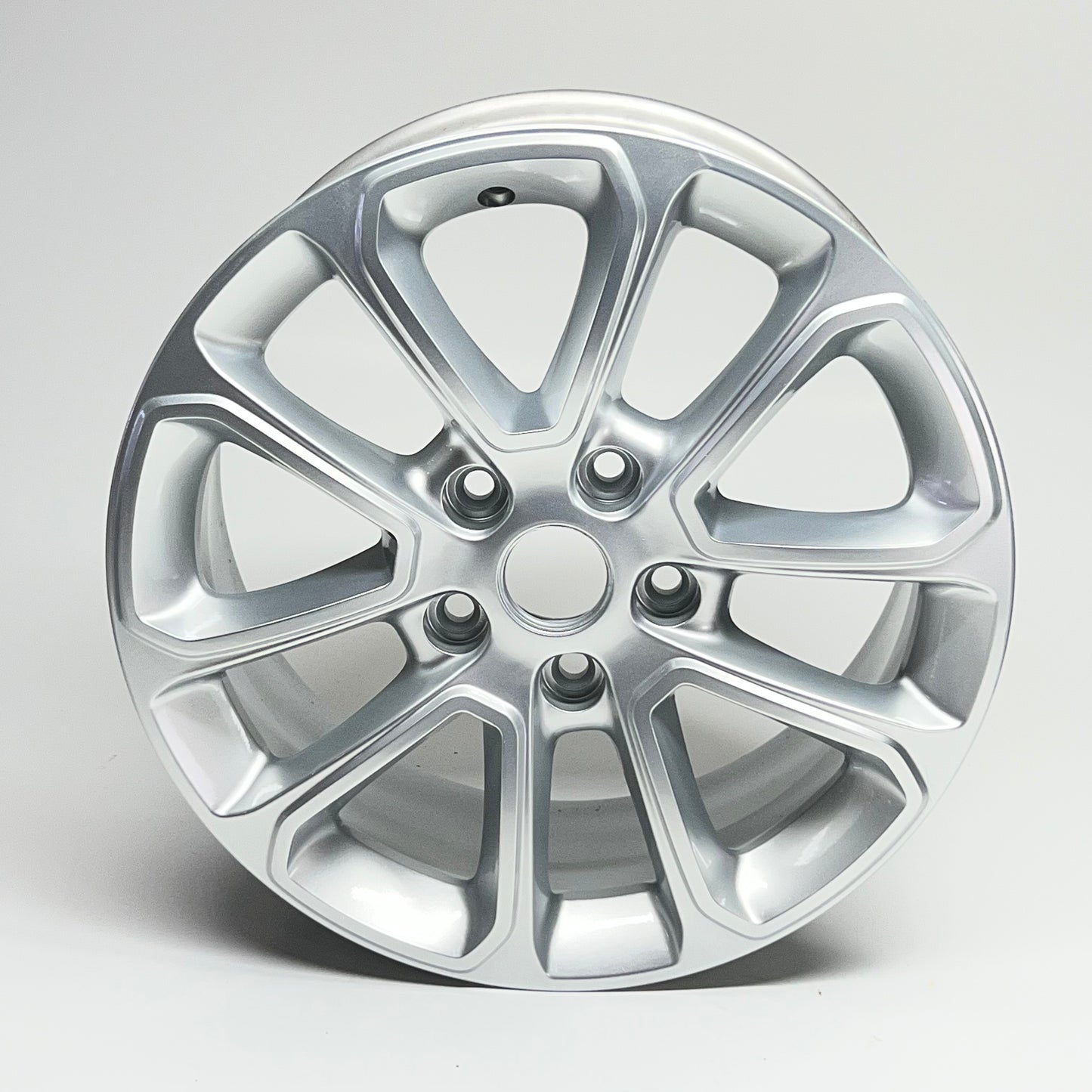 BLACKBURN 2014-2022 Jeep Grand Cherokee 18" Factory OEM Wheel Rim 25017-0302