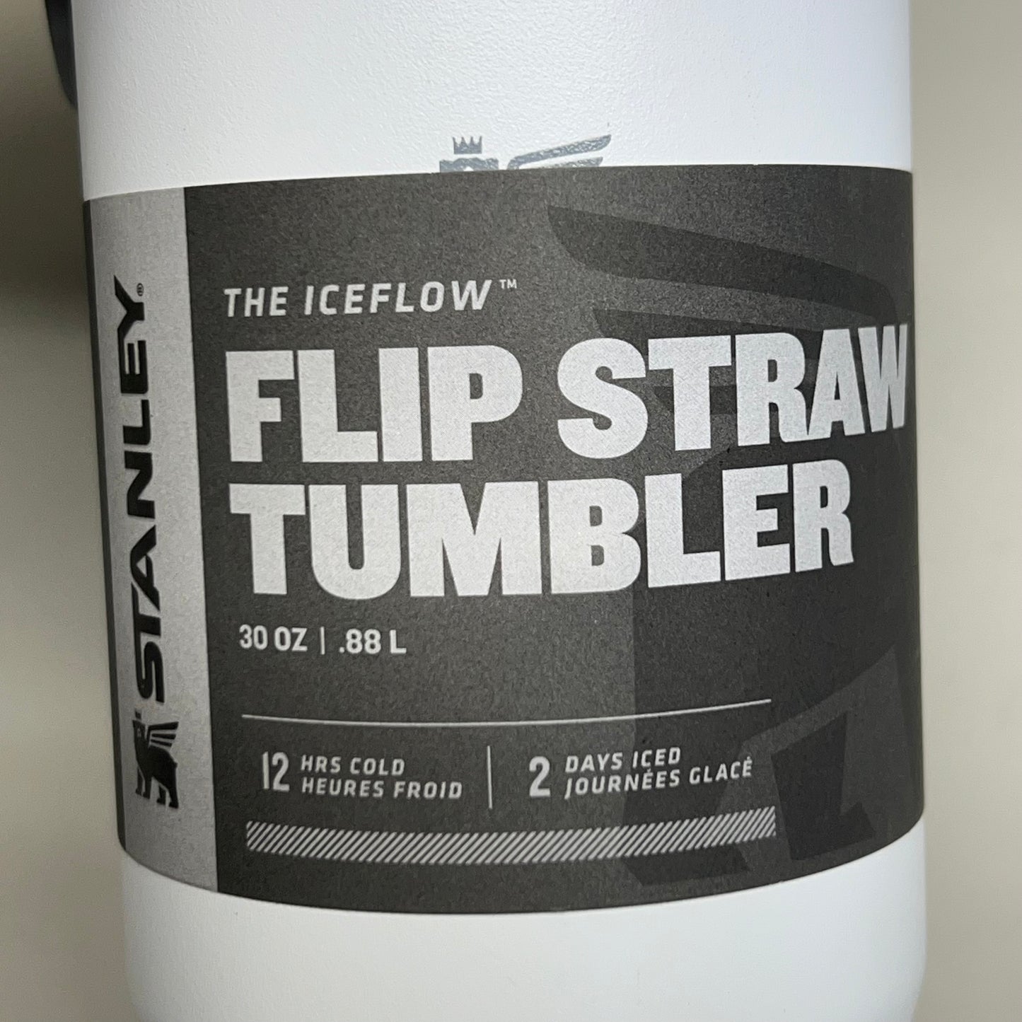 STANLEY The Iceflow Flip Straw Tumbler Polar 30oz White 10-09993-001