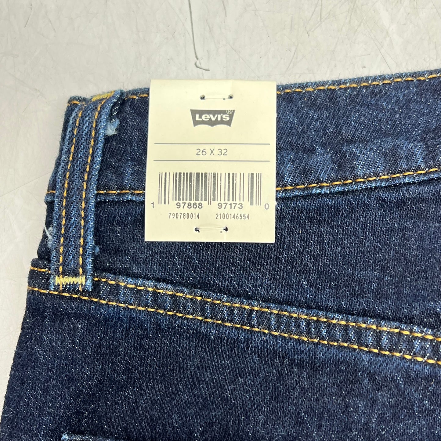 LEVIS Ribcage Straight Leg Denim Pants  Women's Sz 26x32 Small Course 79078-0014