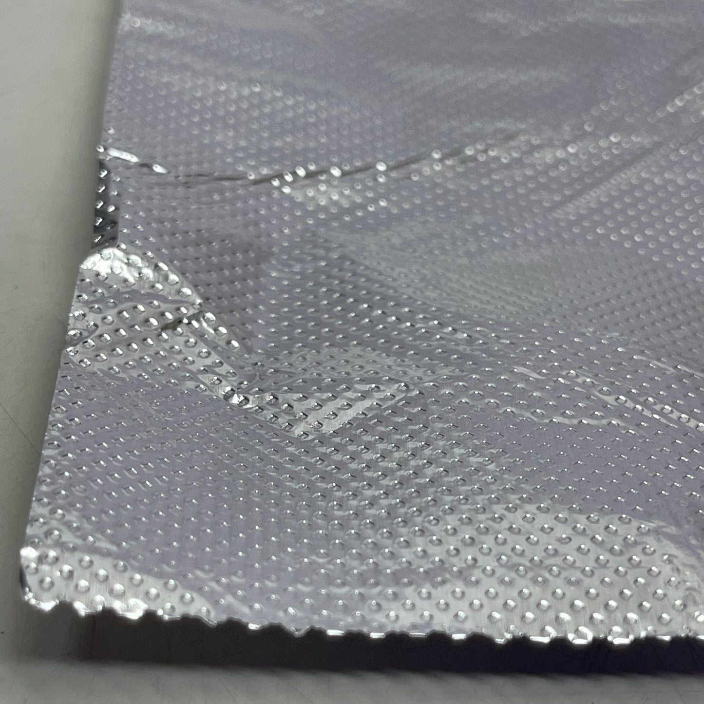 COMPANIONS ESS. (500 PACK) Inter-folded Pop Up Sheets 9” x 10.75” ALUMINUM 26980435