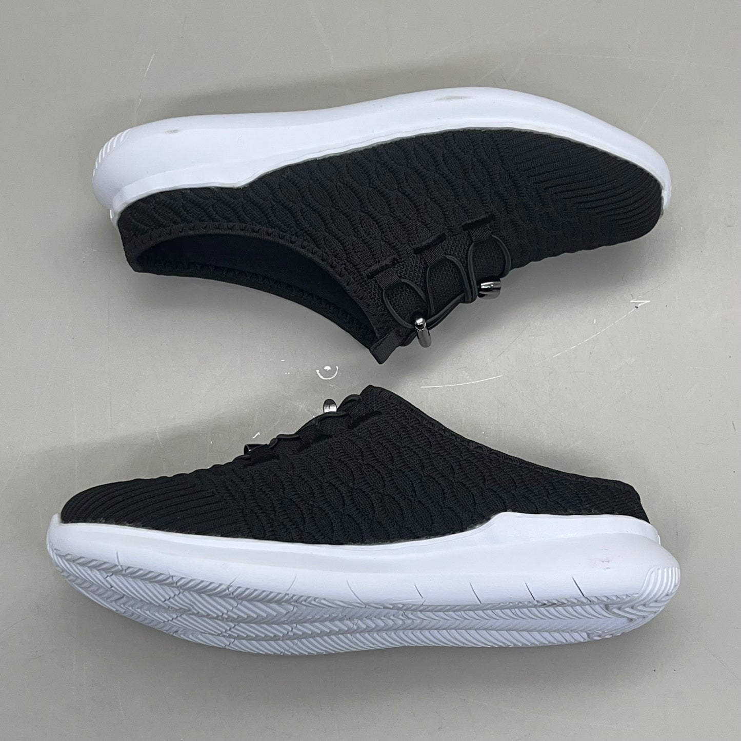 PROPET Travel Bound Slide Thermal Rubber Women's Sz 6 X (2E) Black WAT031M