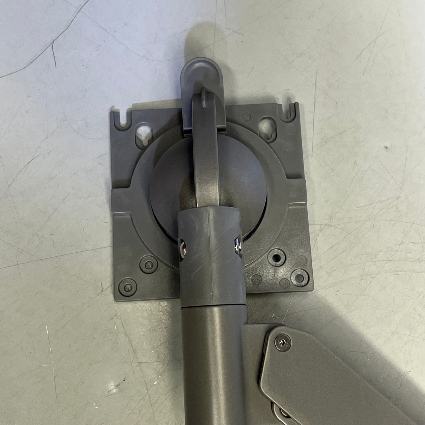 CHEIF Koncis Dual Arm Monitor Mount Fits 10-32" Screens 15lb Cap Each DMA2S