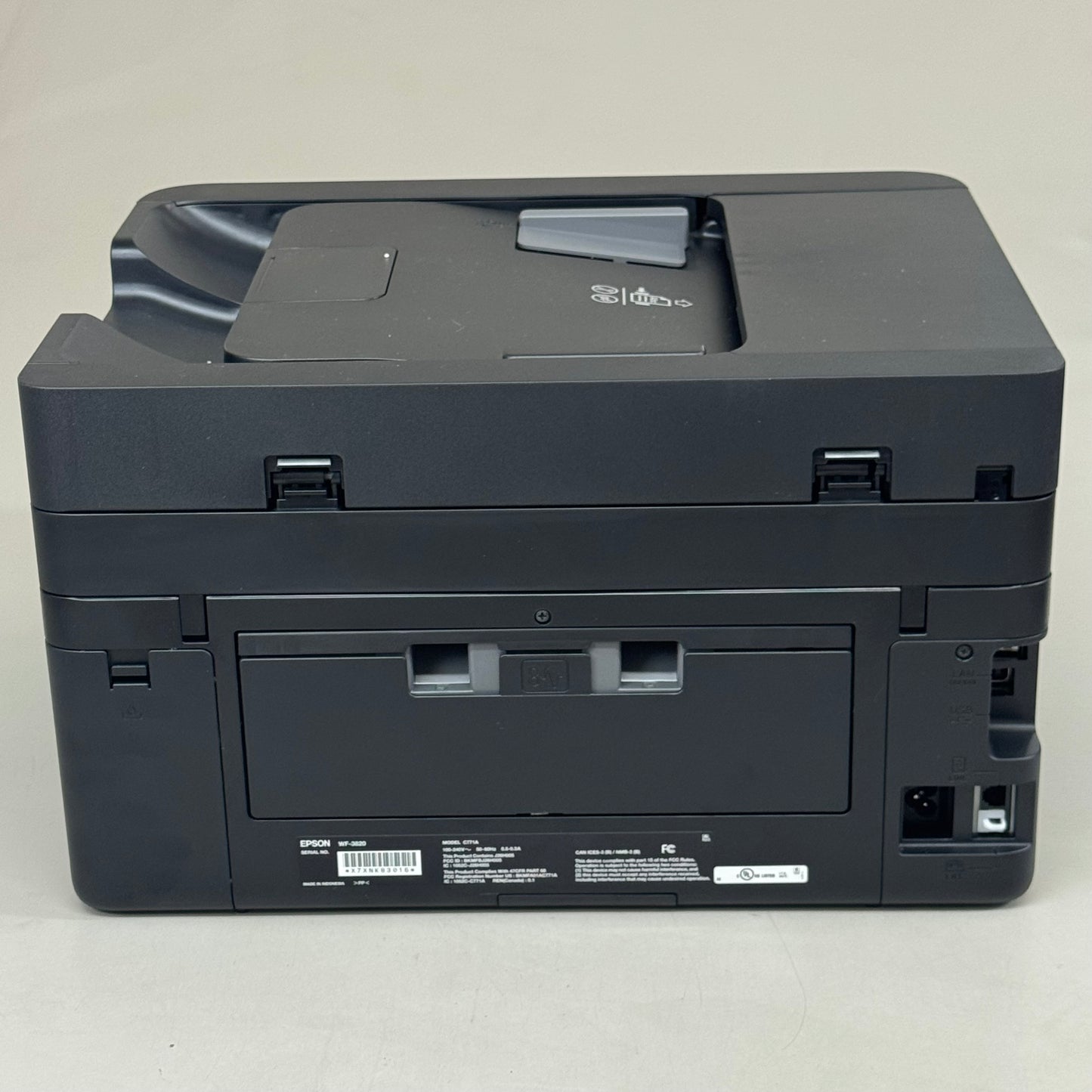 EPSON Wireless All-In-One Printer 17"x13"x8" (New Other-Slightly Used) Black WF3820