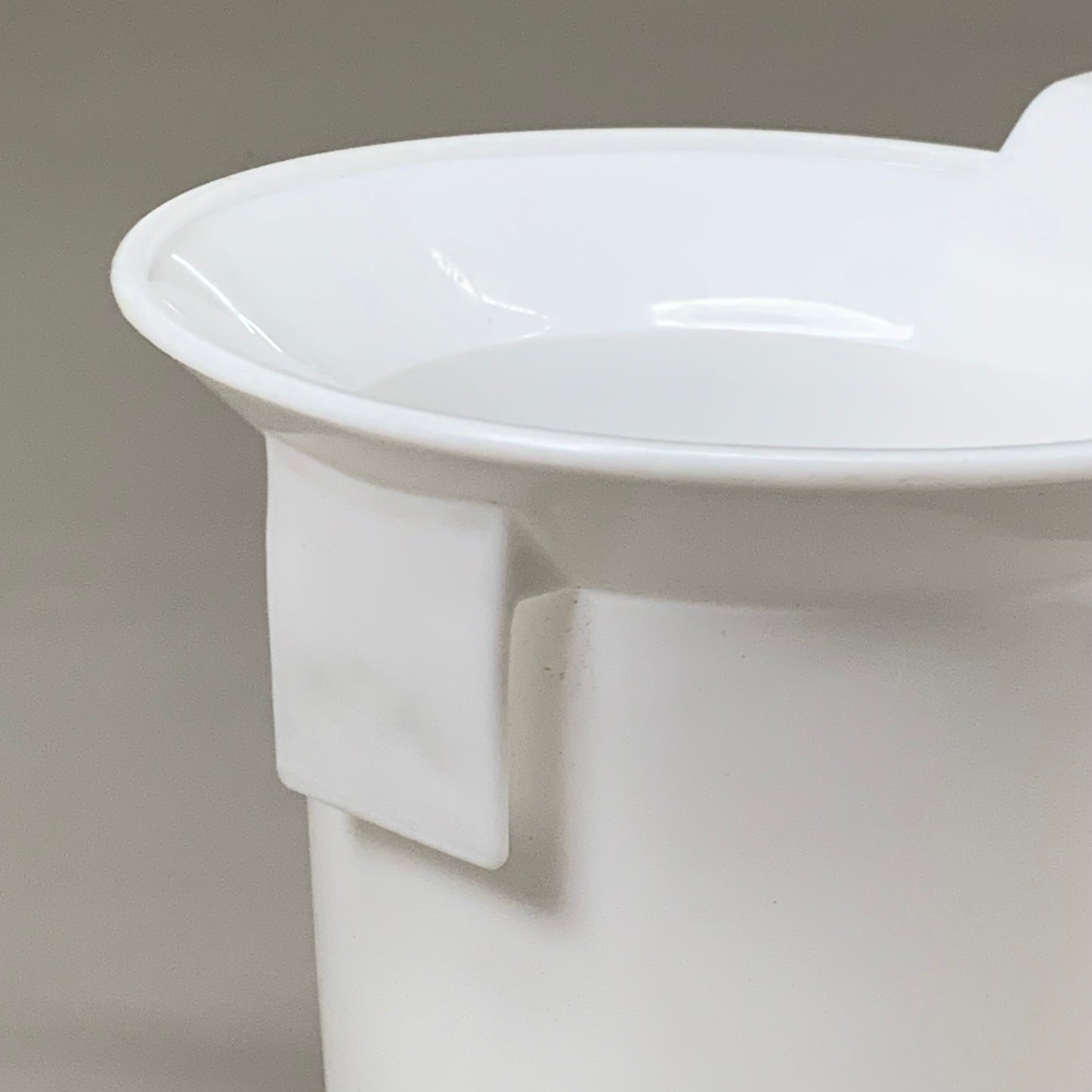 ZA@ VALUE PLUS (12 PACK) Toilet Bowl Caddy Holds Variety of Toilet Mops White Damaged Packaging