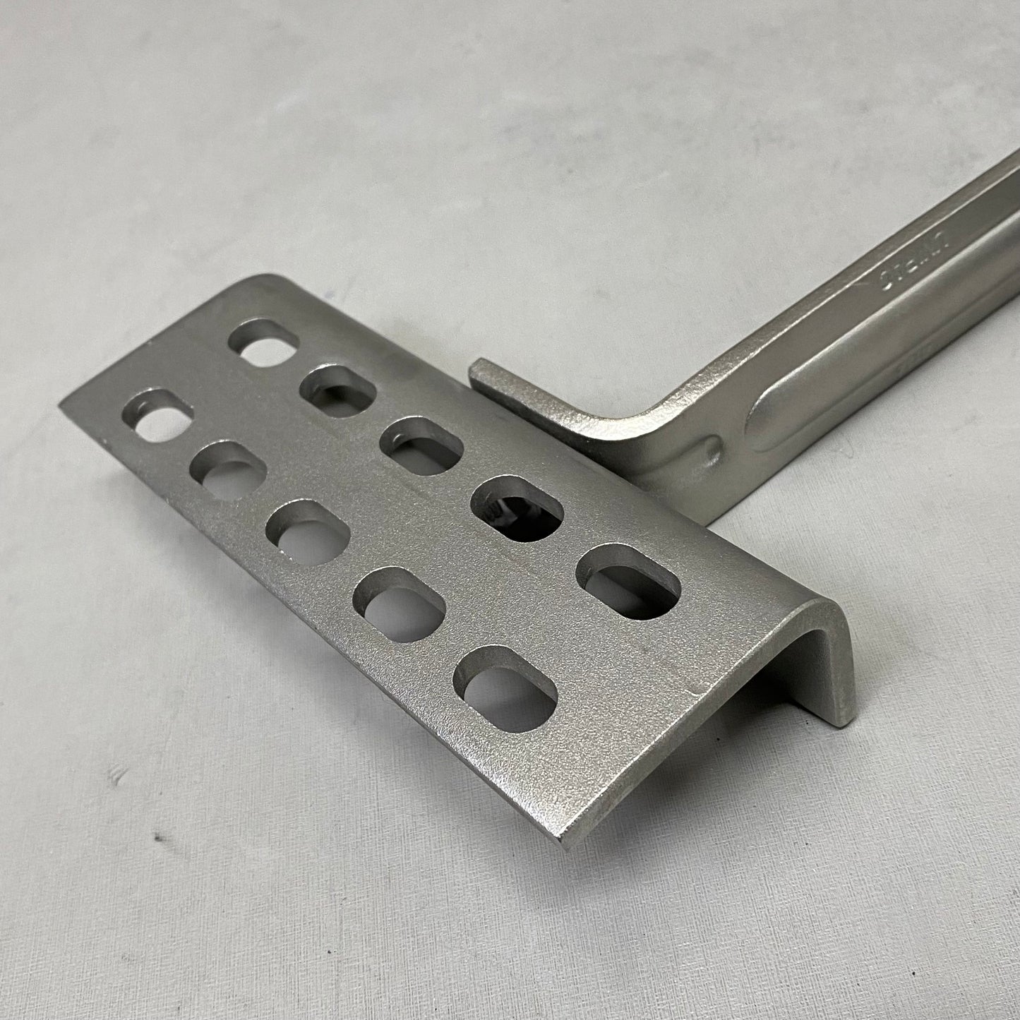 UNIRAC Tile Hook Side Mount 7.06"x5.5"x7.93" Steel 004CT5H