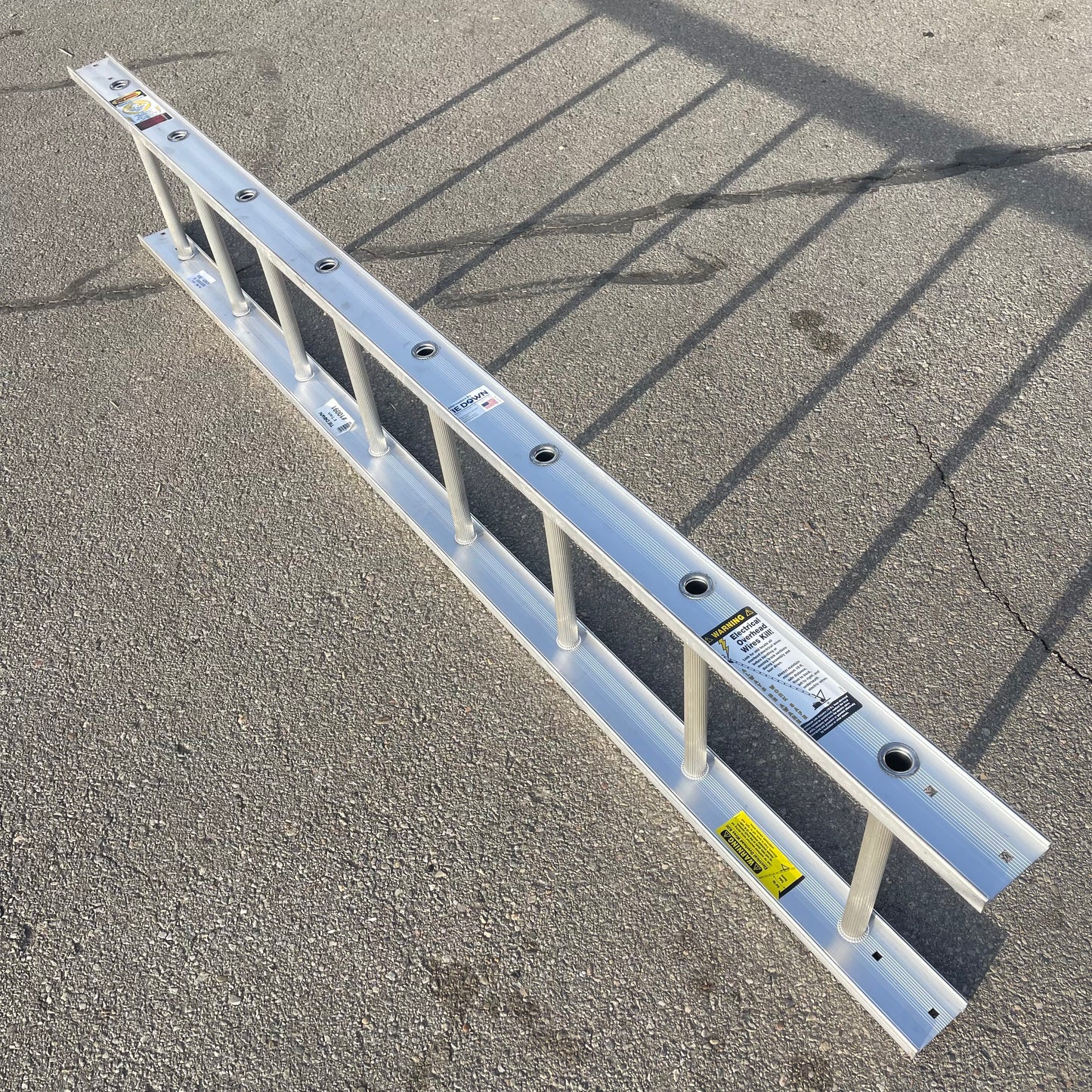 Z@ Pallet of TIE DOWN TranzPorter Laddervador Track 8 ft ALUMINUM 10091