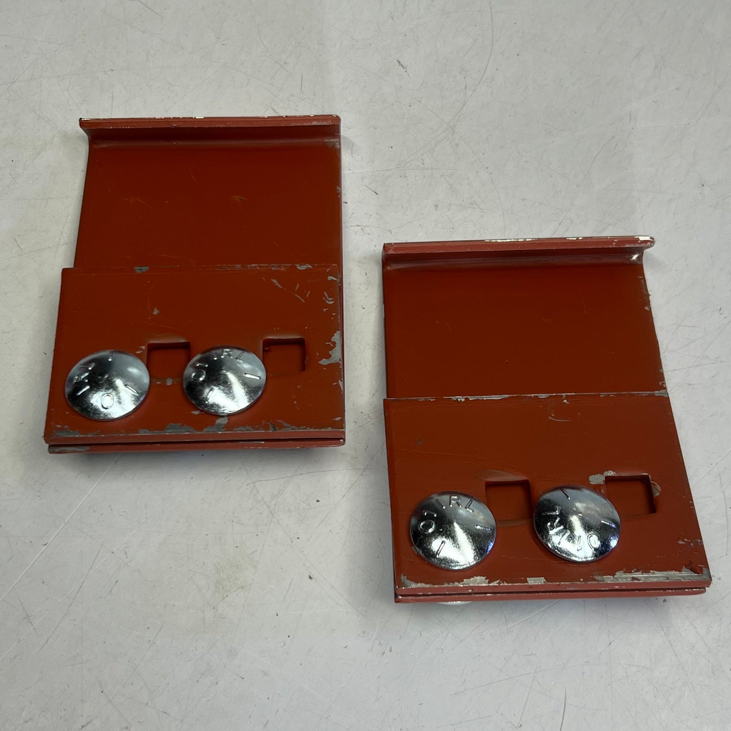 MINUTE MAN (2 PACK) Steel Longitudinal Beam 2-bolt Clamp-anchor Sz 5.5"L x 4"W Red