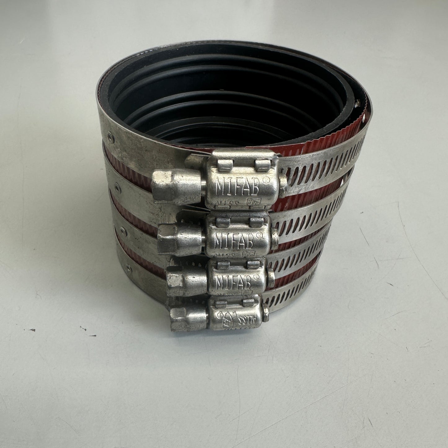 CHAMPION COUPLINGS Stainless Steel No Hub Coupling Sz 3 in X 4 in CSA B602