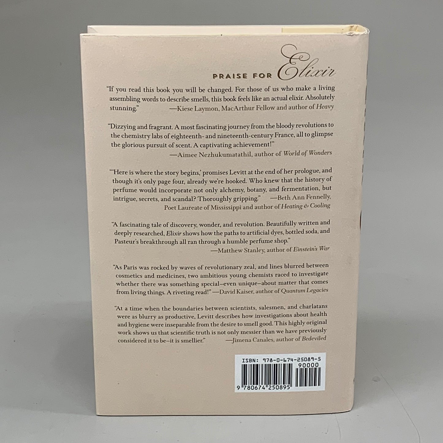 HARVARD Theresa Levitt Elixir A Parisian Perfume House 320 Pages