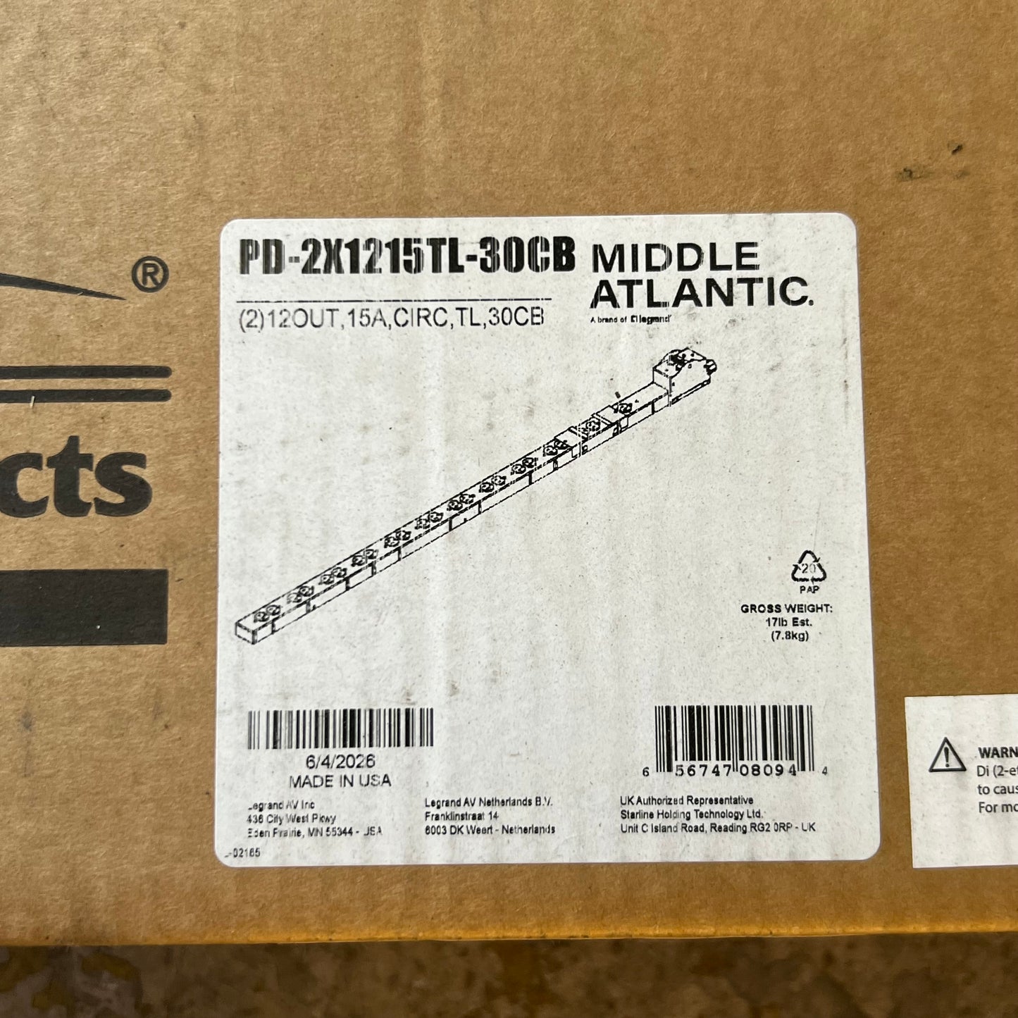 MIDDLE ATLANTIC Vertical Power Distribution PDU 24-Outlet 15A - Black PD-2X1215TL-30CB