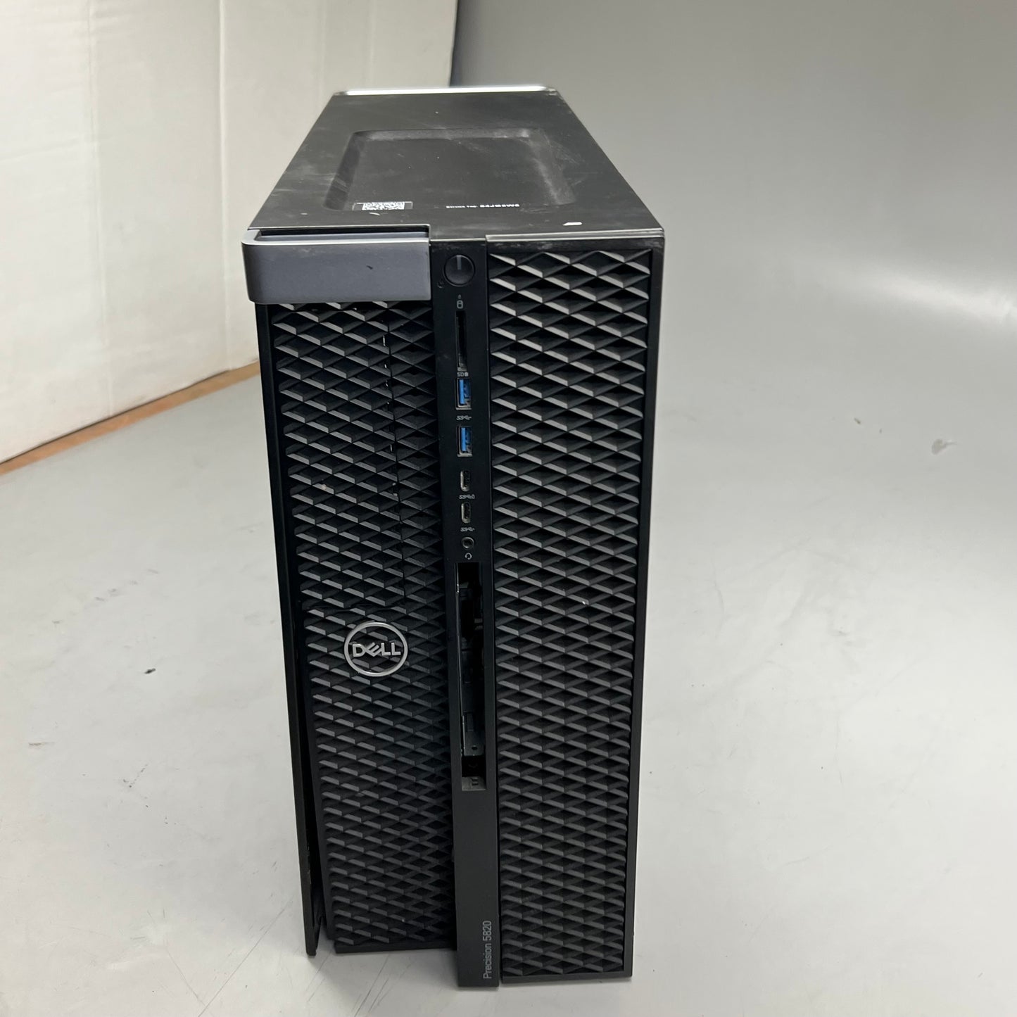 DELL Precision 5820 Tower Workstation Black 84JG3W2 (Used)