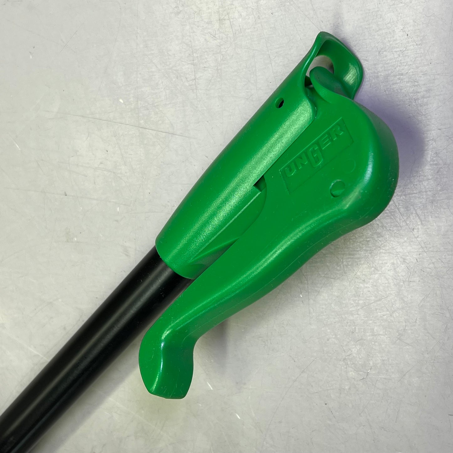 UNGER Heavy Duty Nifty Nabber Pro Steel & Plastic 51" Black/Green NN140