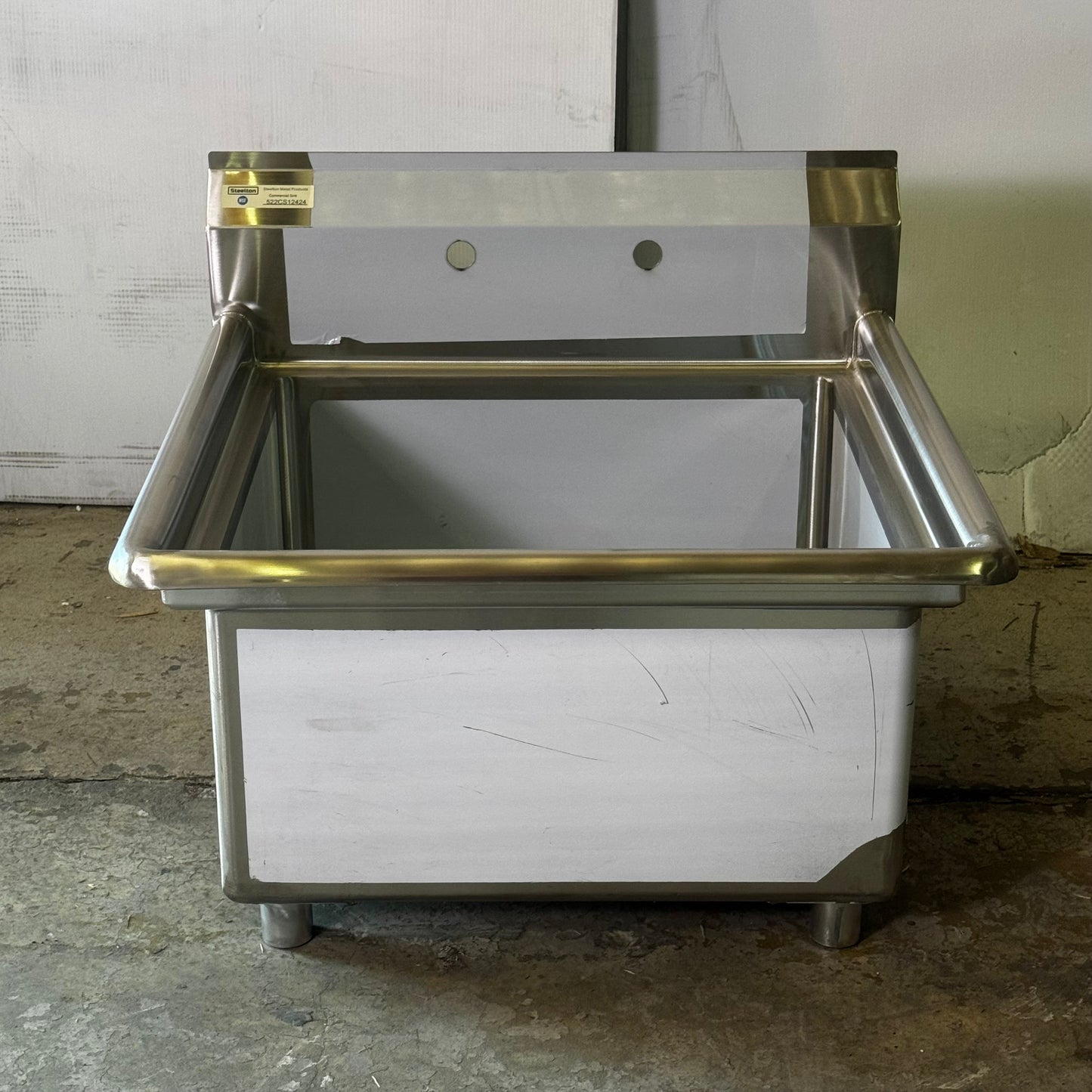 STEELTON Stainless Steel Sink 29"W x 30"L x 23"H Silver 522CS12424