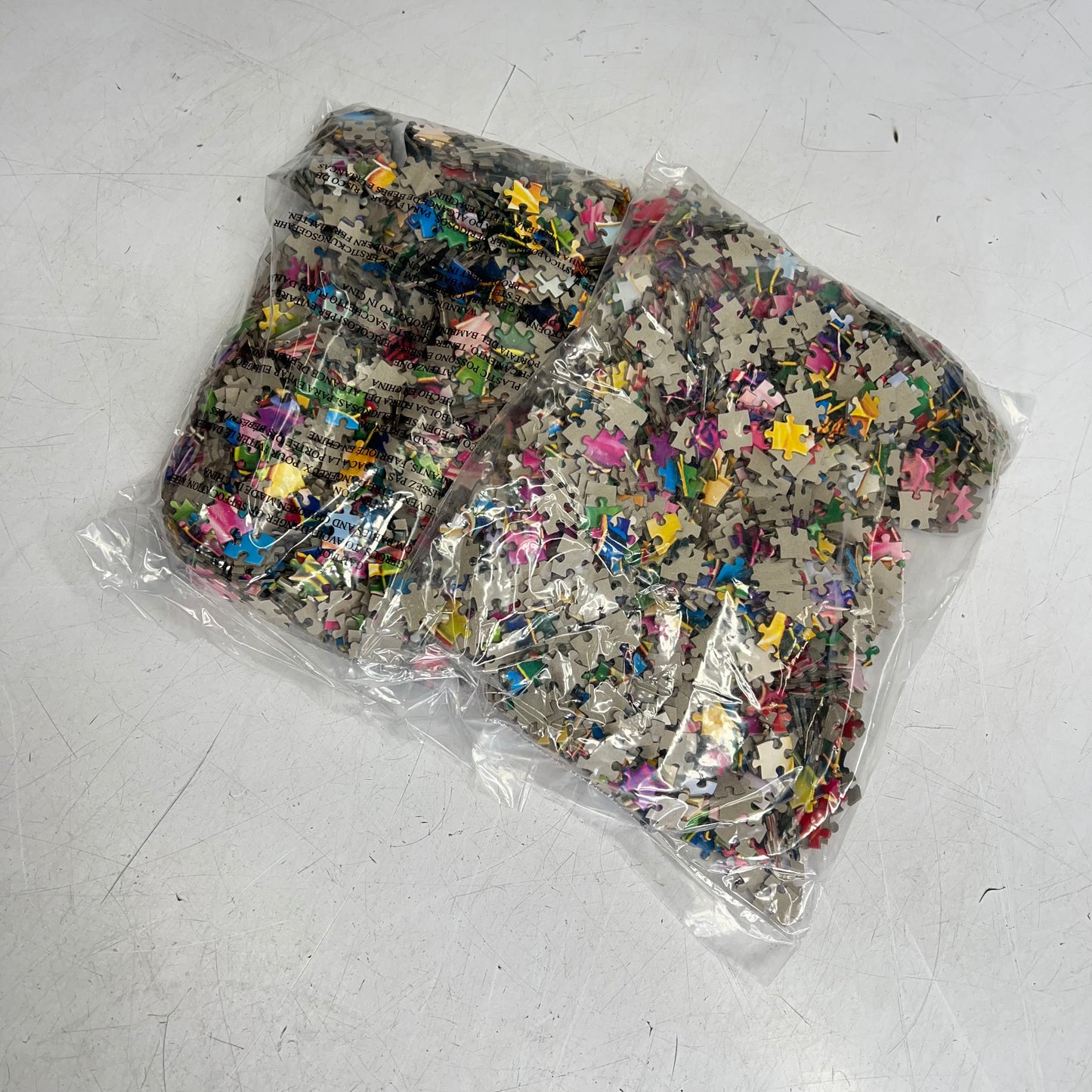 MASTER PIECES  Peggy Colling Signature Collection Flowers in Bloom 3000 Pc 72639