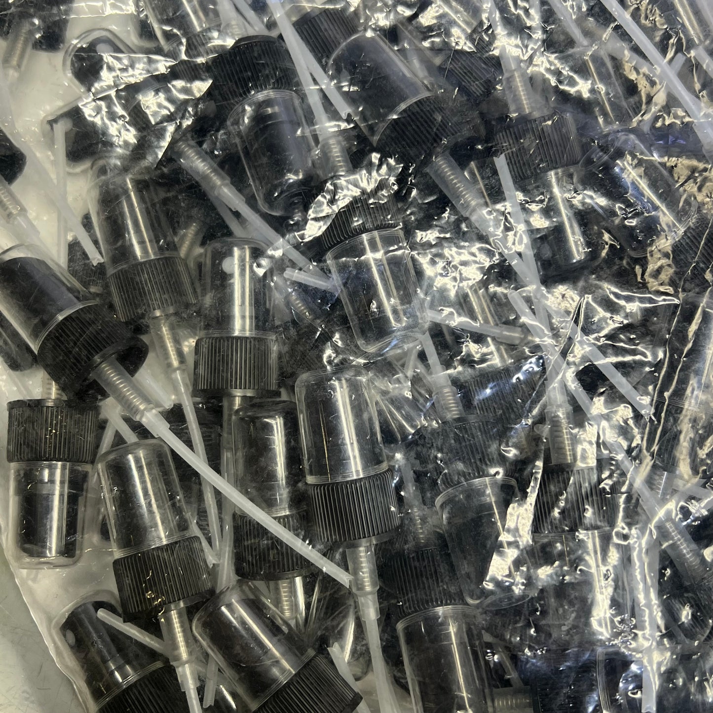 ZA@ SKS (144 PACK) Tube Sprayer Misting Caps 20/410 Black/Clear 2580-47