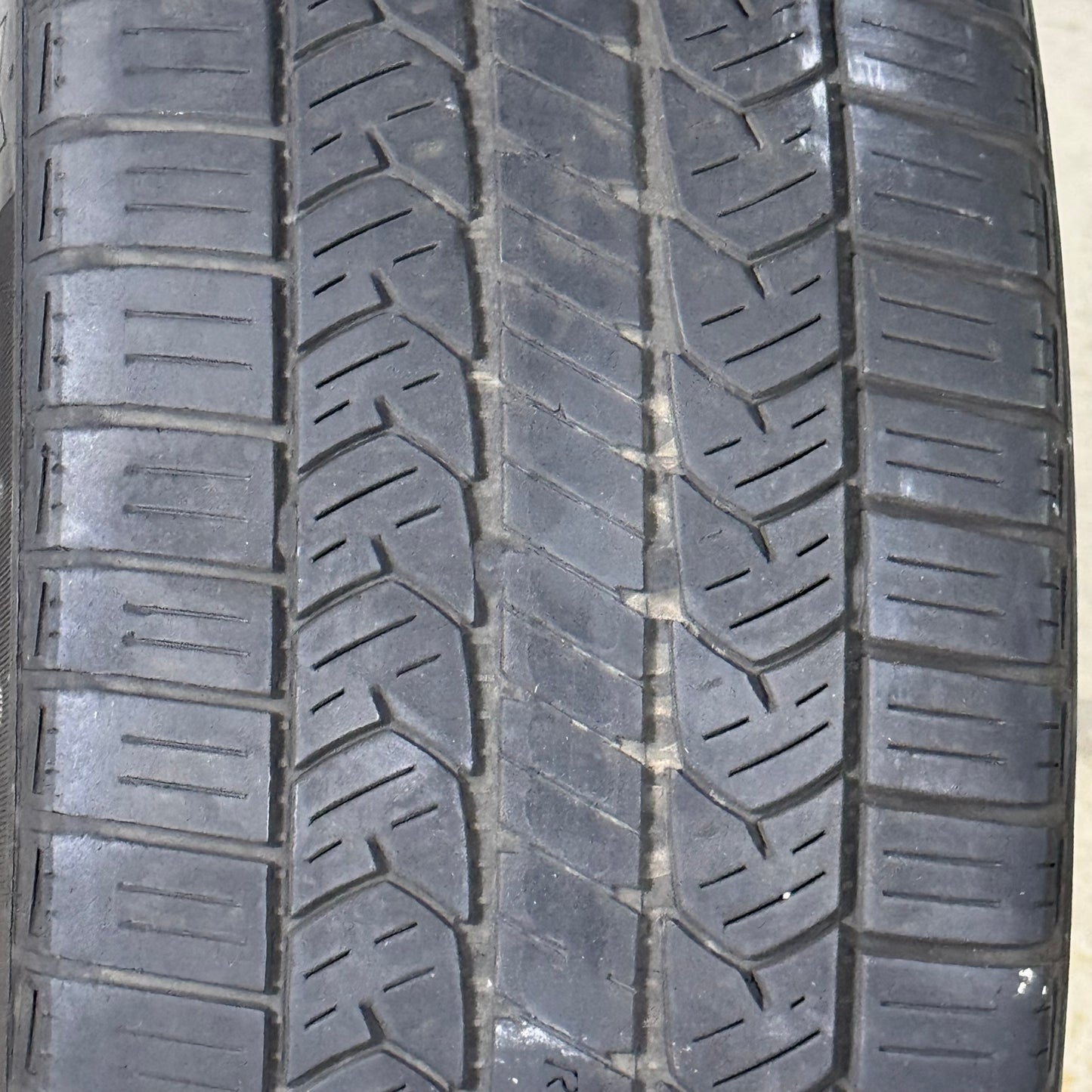 GENERAL All-Season Tire Sz 205/55R 16 (91T) Black ALTIMAX RT 45 (Used)