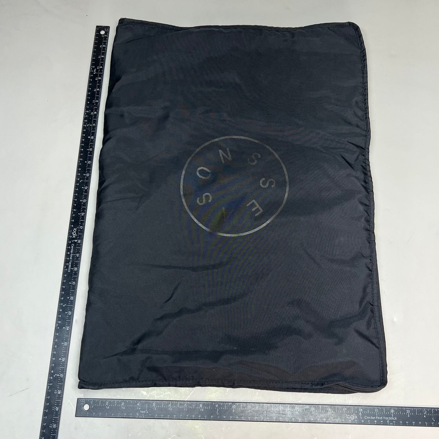 SEASON Zip Garment Bag W/ Handles, Pockets & Clear Name Slip 27"x20" Black