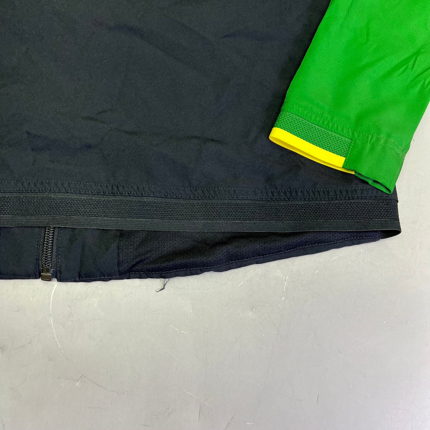 NIKE Oregon Ducks Joggers & Light Jacket Set Unisex Sz S Black (Pre-Owned)