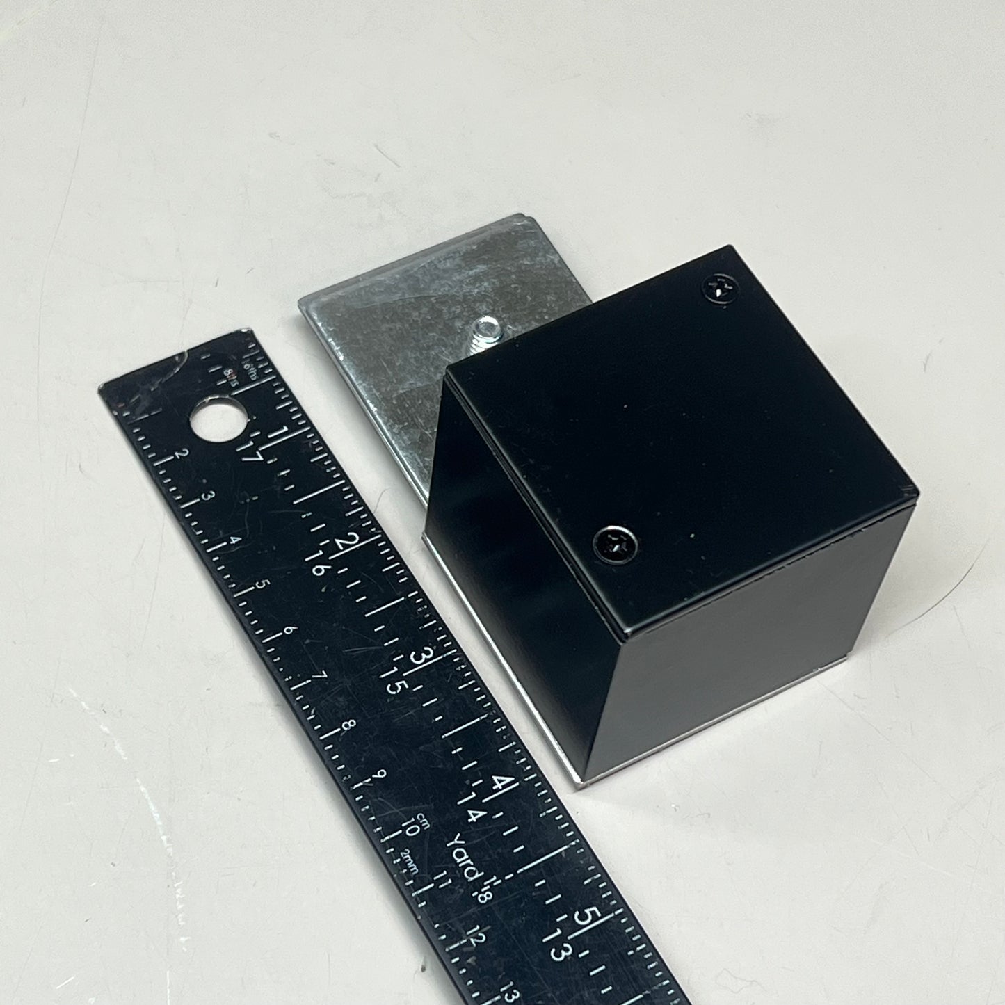 CONTECH Leviton Lux Beam Connector Track System Black Finish LBC22-1-B