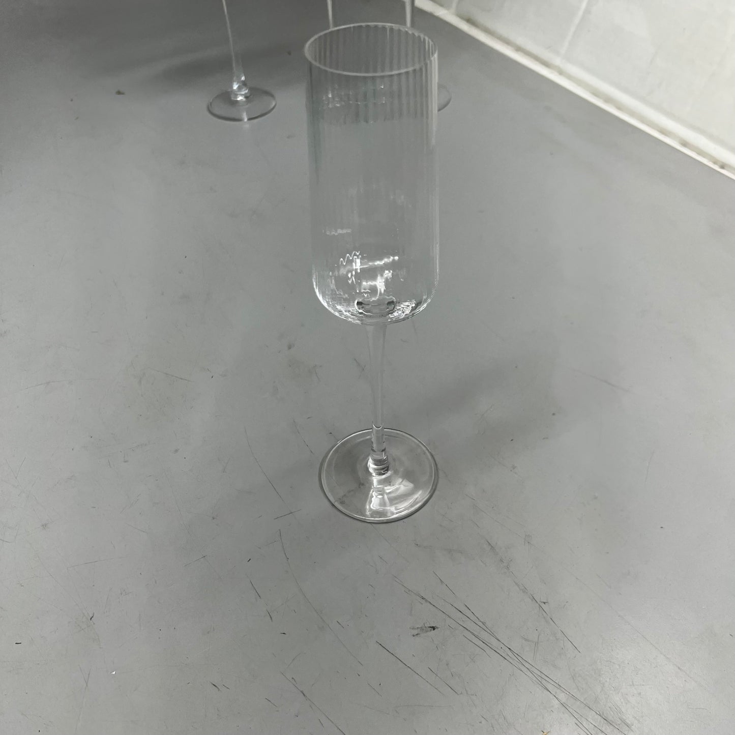 ZA@ PAYWUT Assorted Cutlery, Wine Glasses, and Commercial Dishwasher Rack