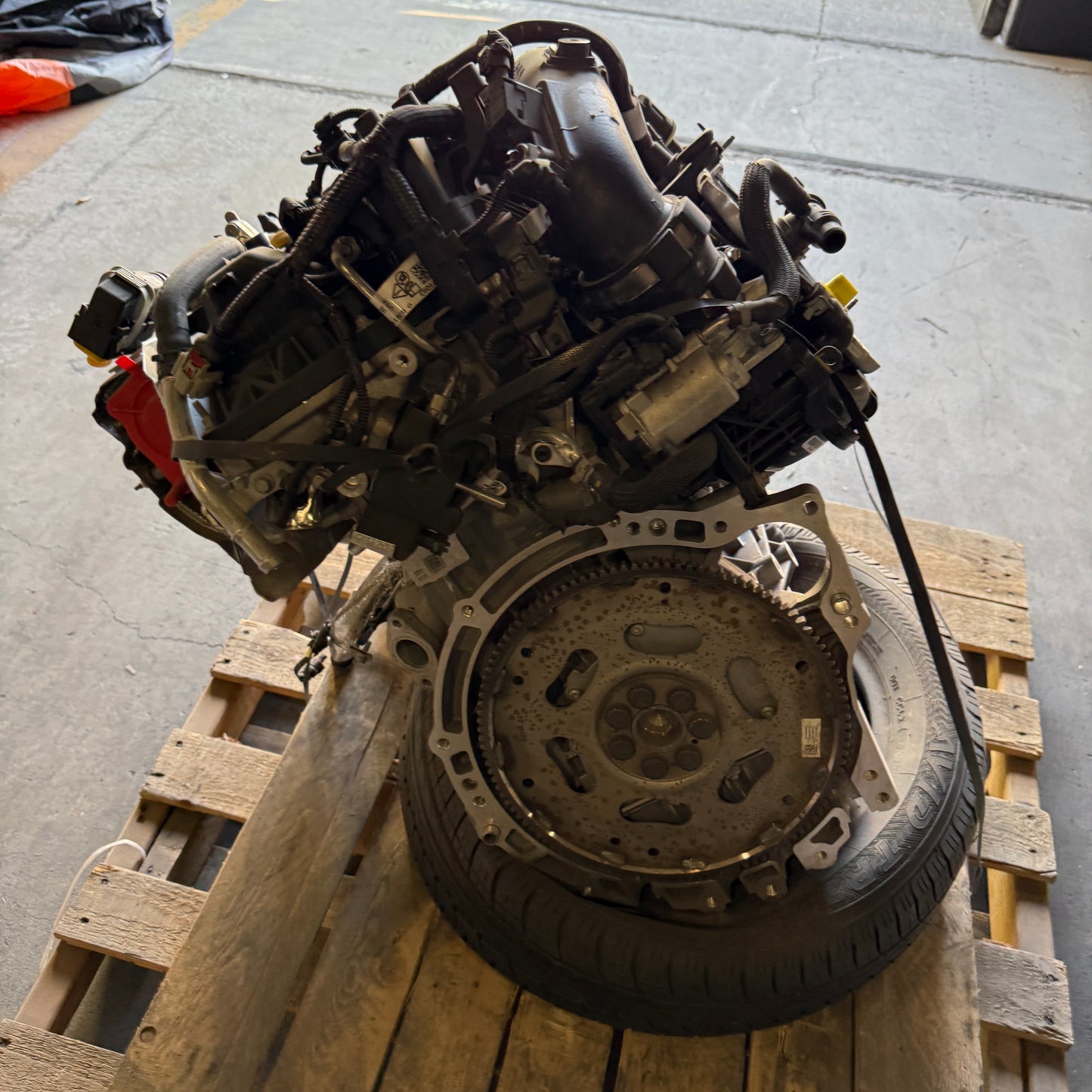 ZA@ MOPAR (Some Damage, but Never Used) Jeep Wrangler Engine (Electric / Gas?) 2020-23 04893726CB 2.0L L4 (AS-IS)
