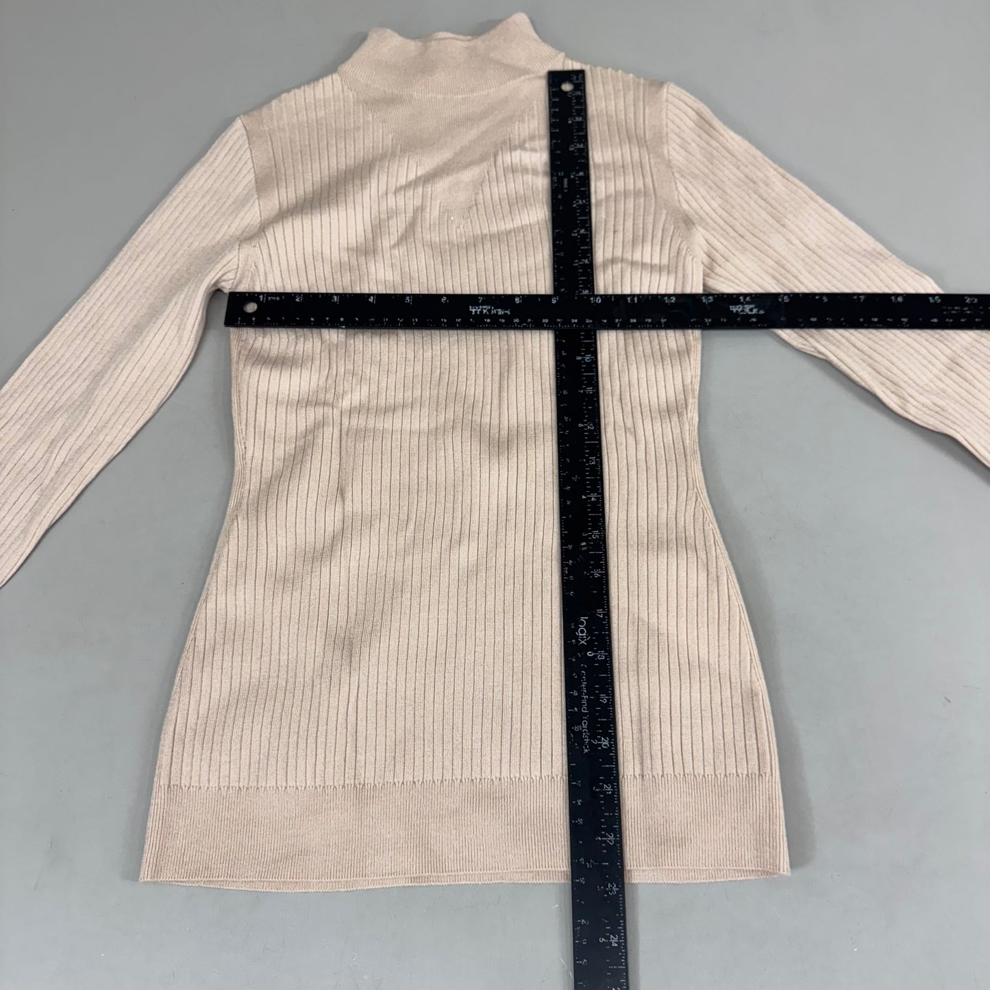 SAMSHIELD Lidia Equestrian Turtle Neck Sweter Women’s Sz S Cellulose