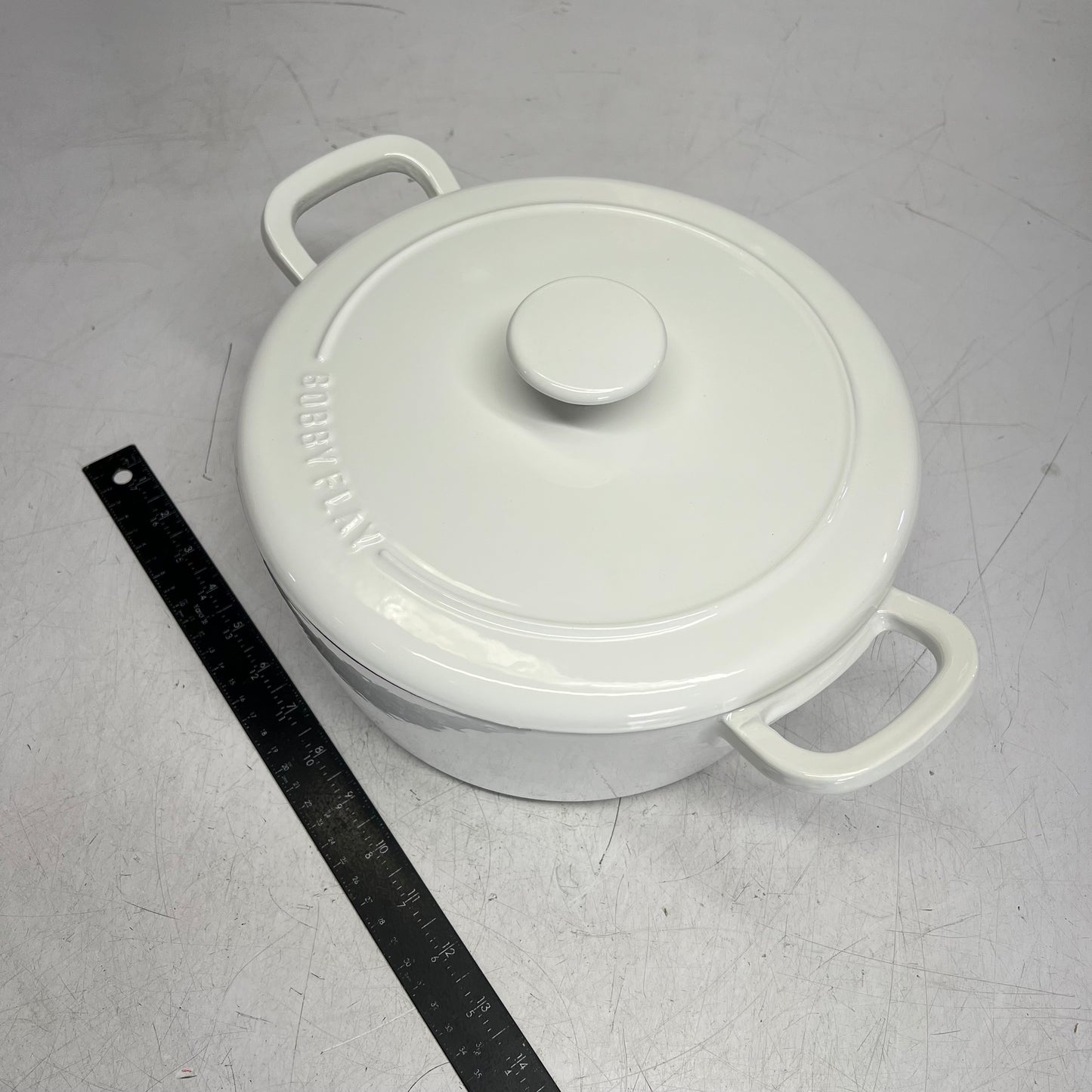 GREEN PAN  Bobby Flay Enameled Cast Iron Round Dutch Oven W/ Lid 5.5 Qt White