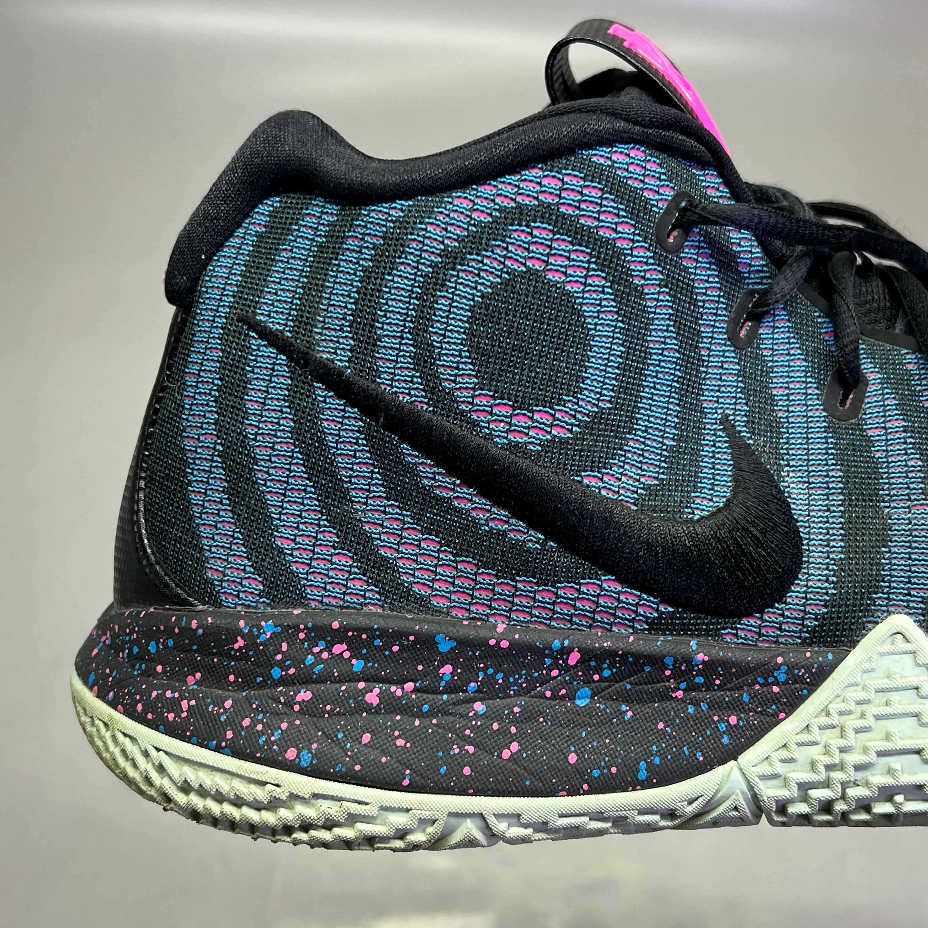 NIKE kyrie4 ナイキ　カイリー4 decades pack 80s 20180910-nike-kyrie-4-